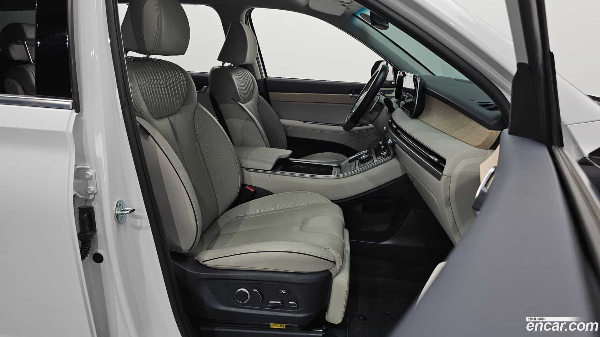 Palisade Hyundai 2023.6-INNER-010