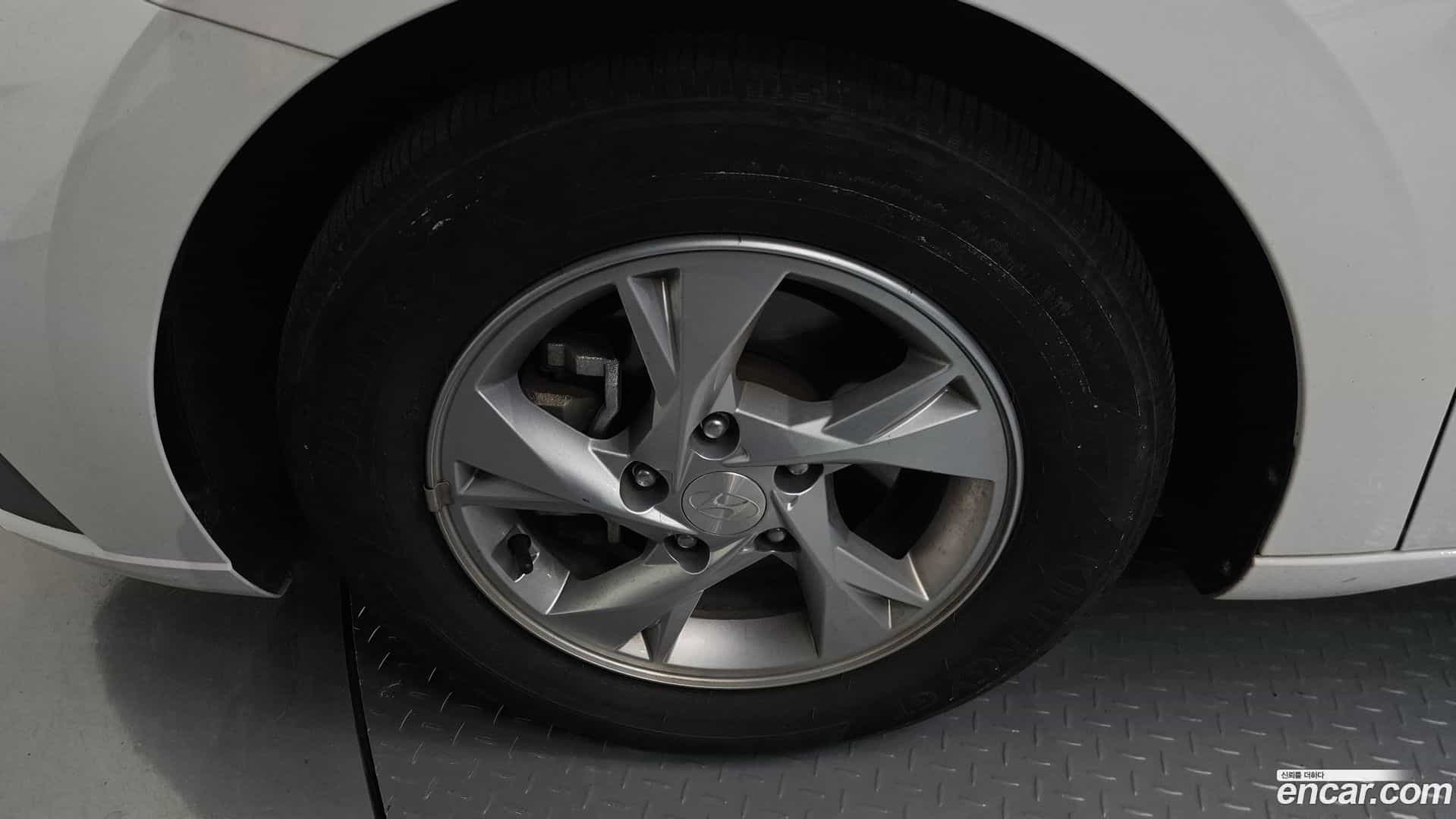 AVANTE Hyundai 2021.2-OUTER-005