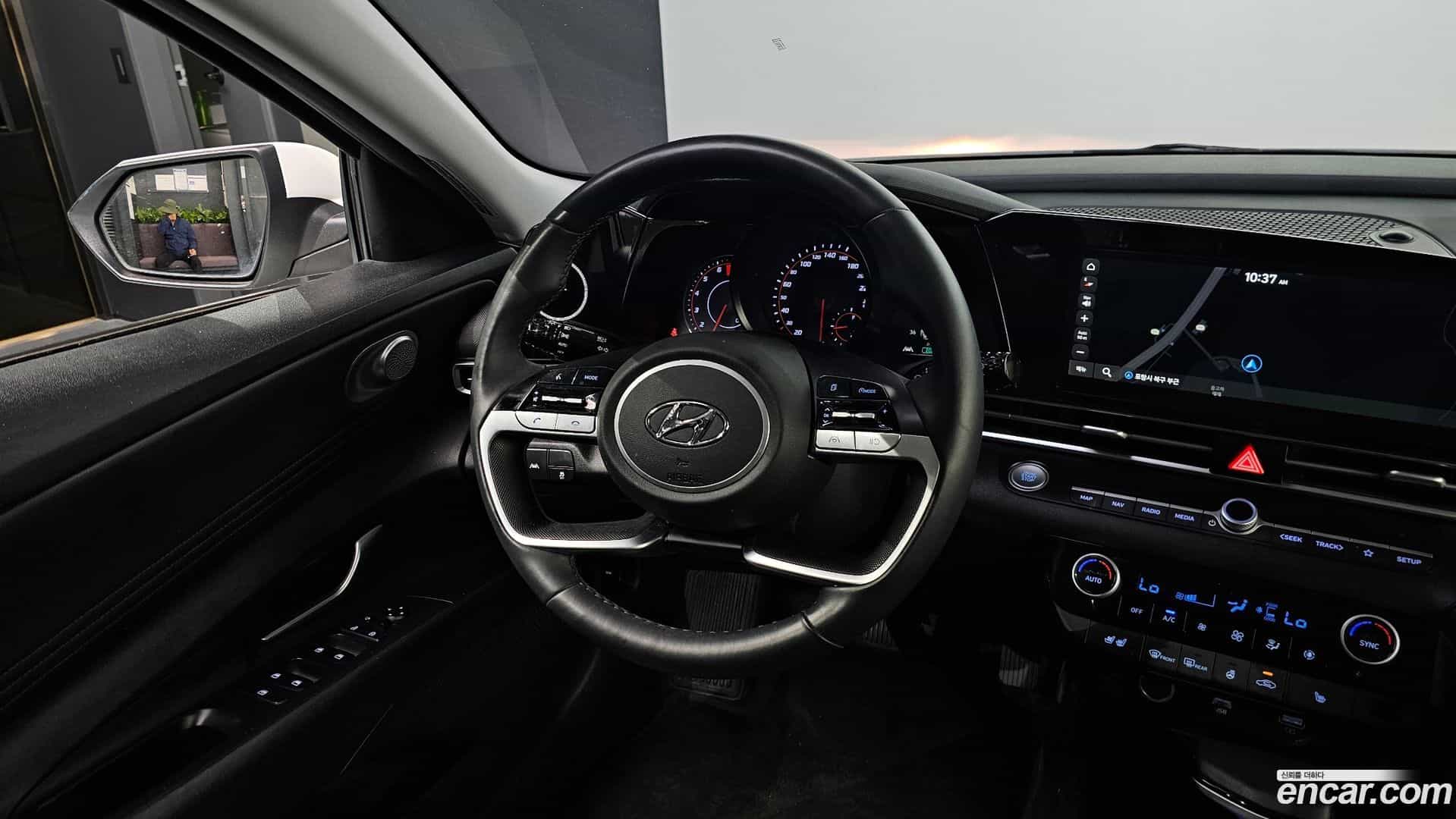 AVANTE Hyundai 2021.2-OPTION-017