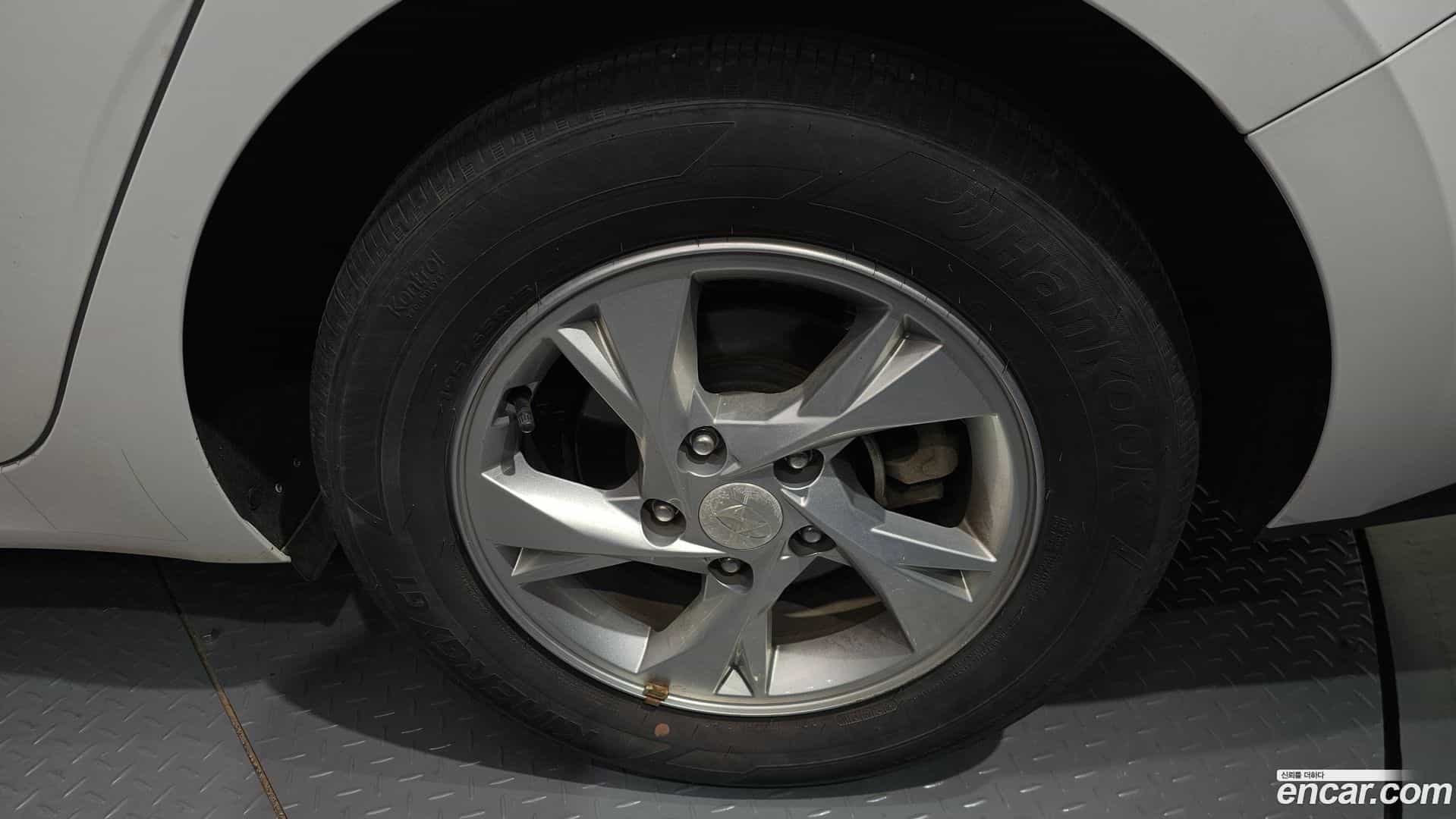 AVANTE Hyundai 2021.2-OUTER-031