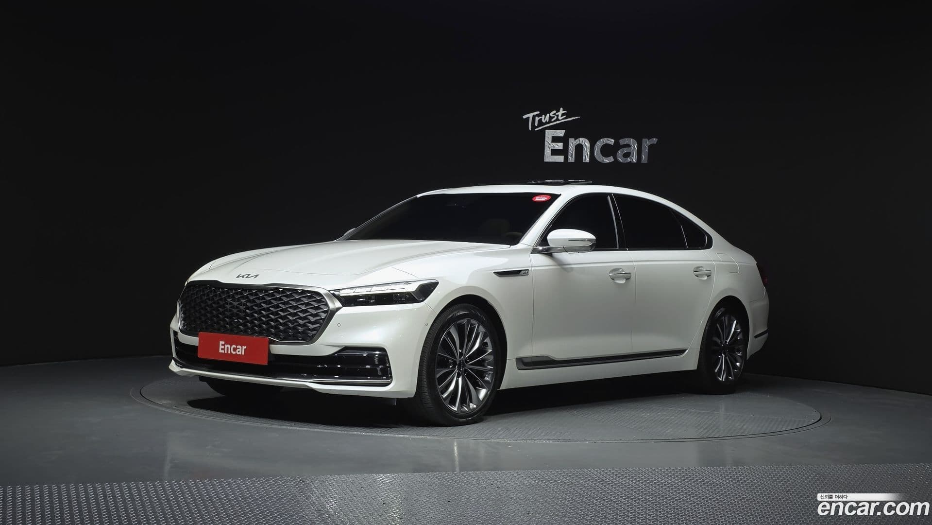 Main__Slider__Photo:K9 Kia 2022.0-0