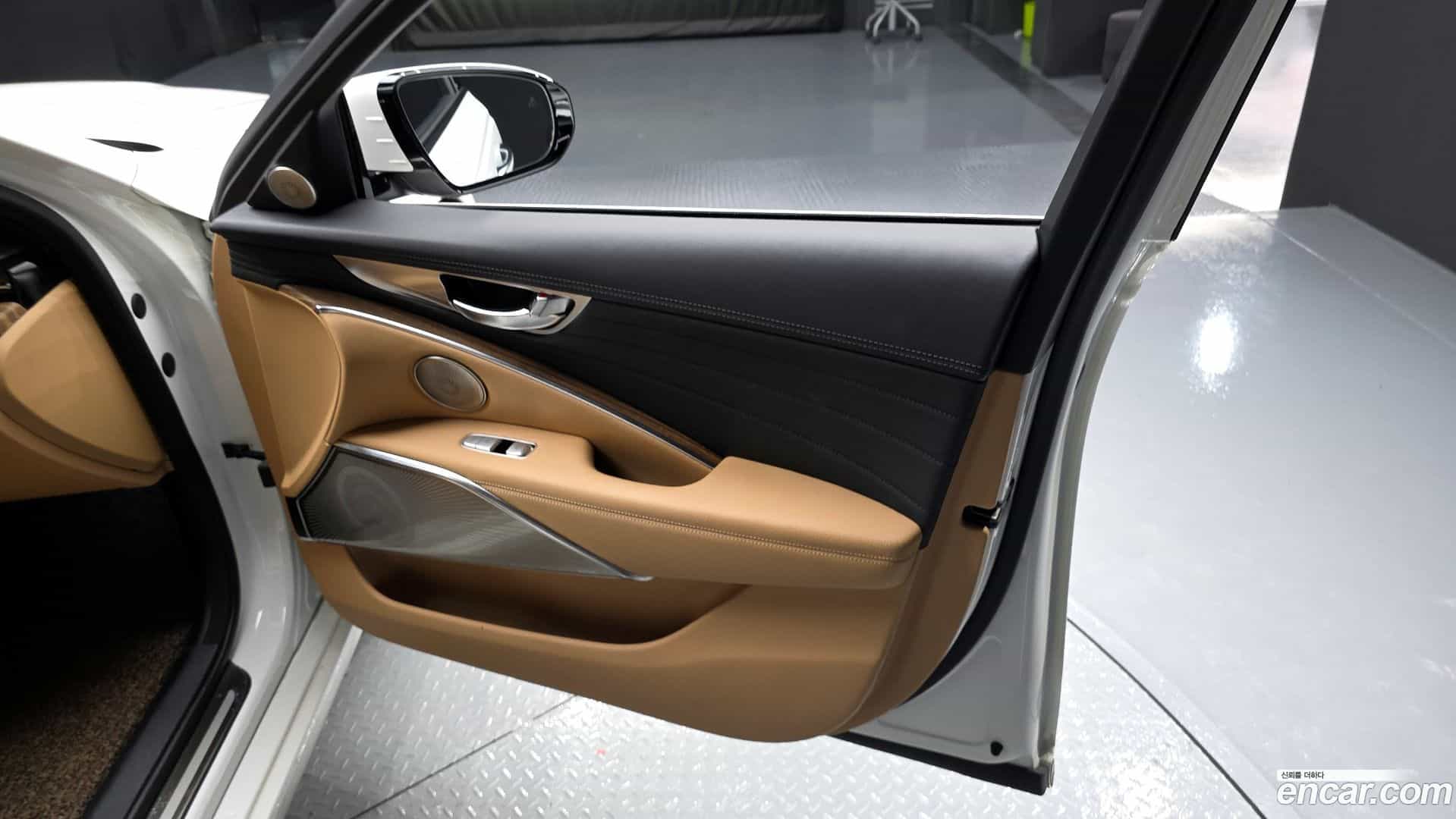 K9 Kia 2022.0-INNER-034