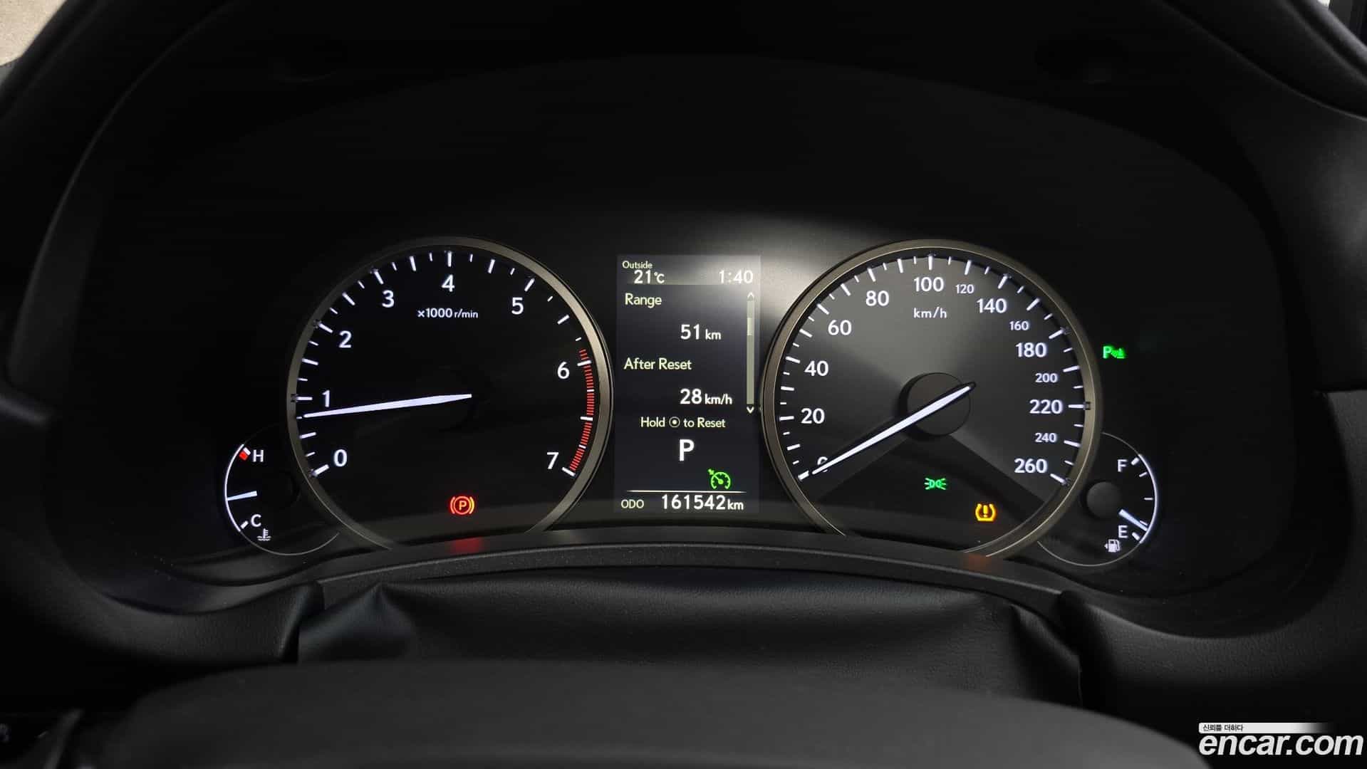 NX Lexus 2017.11-INNER-008