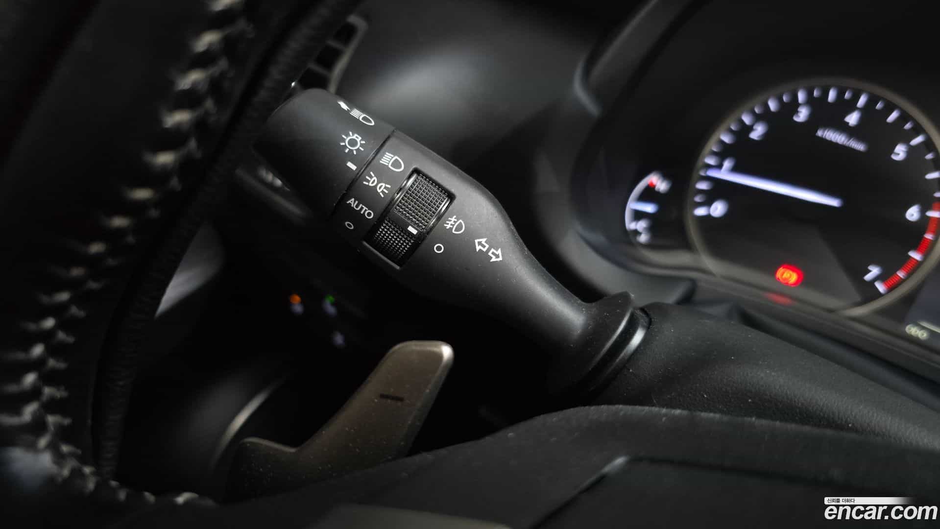 NX Lexus 2017.11-OPTION-046