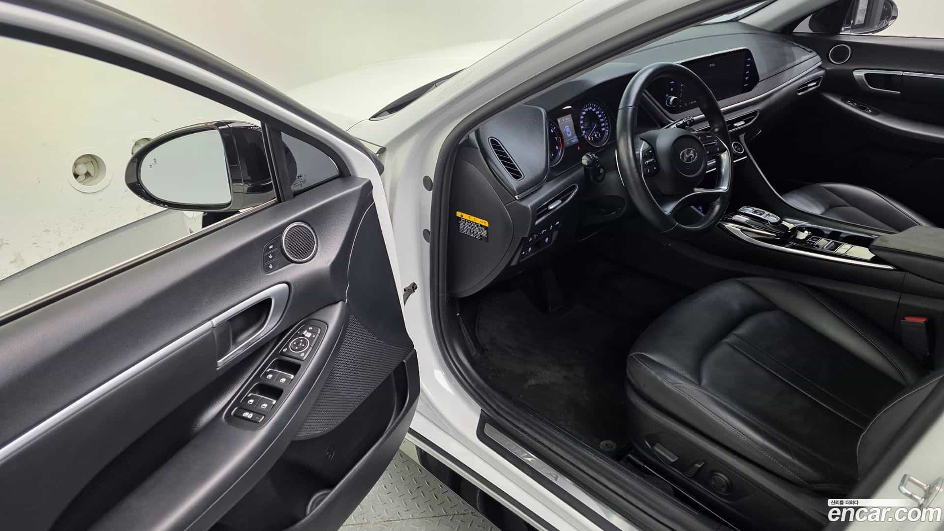 Sonata Hyundai 2020.3-OPTION-015
