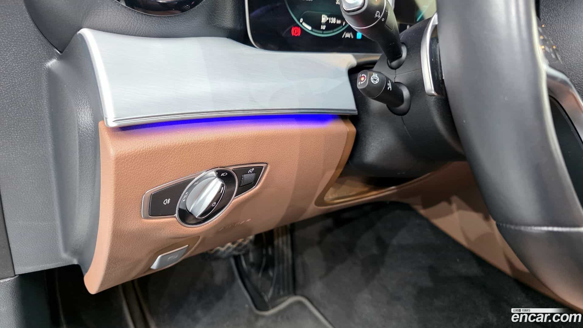 E-Class Mercedes-Benz 2021.2-OPTION-022