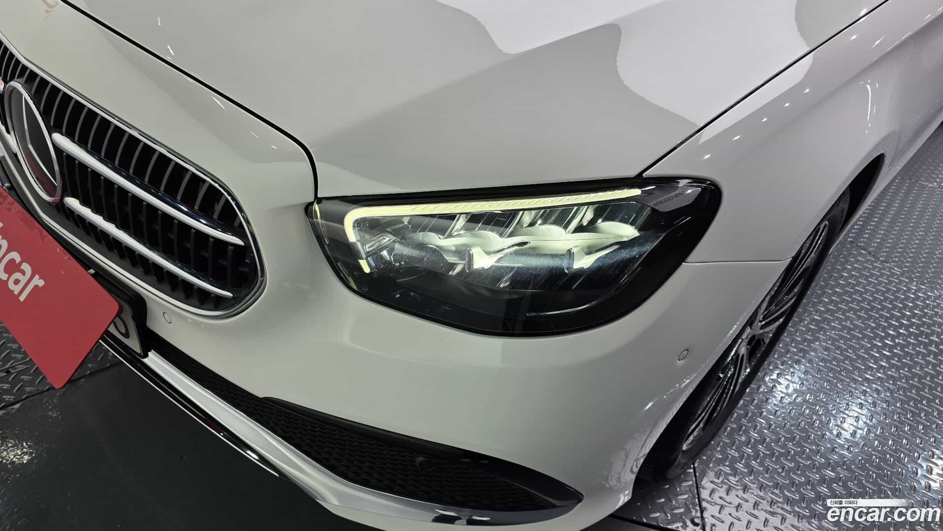 E-Class Mercedes-Benz 2021.2-OUTER-032