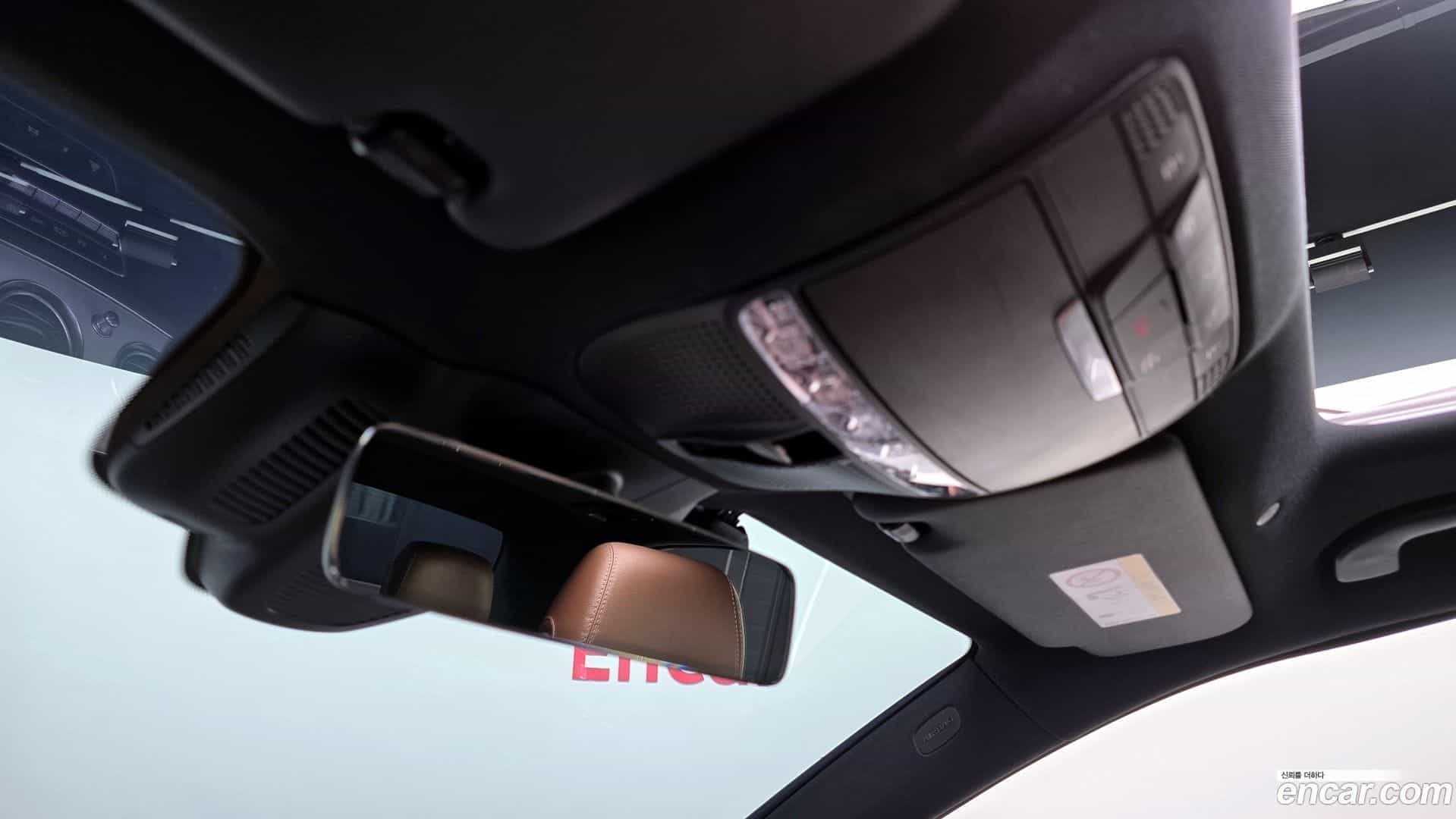 E-Class Mercedes-Benz 2021.2-OPTION-043
