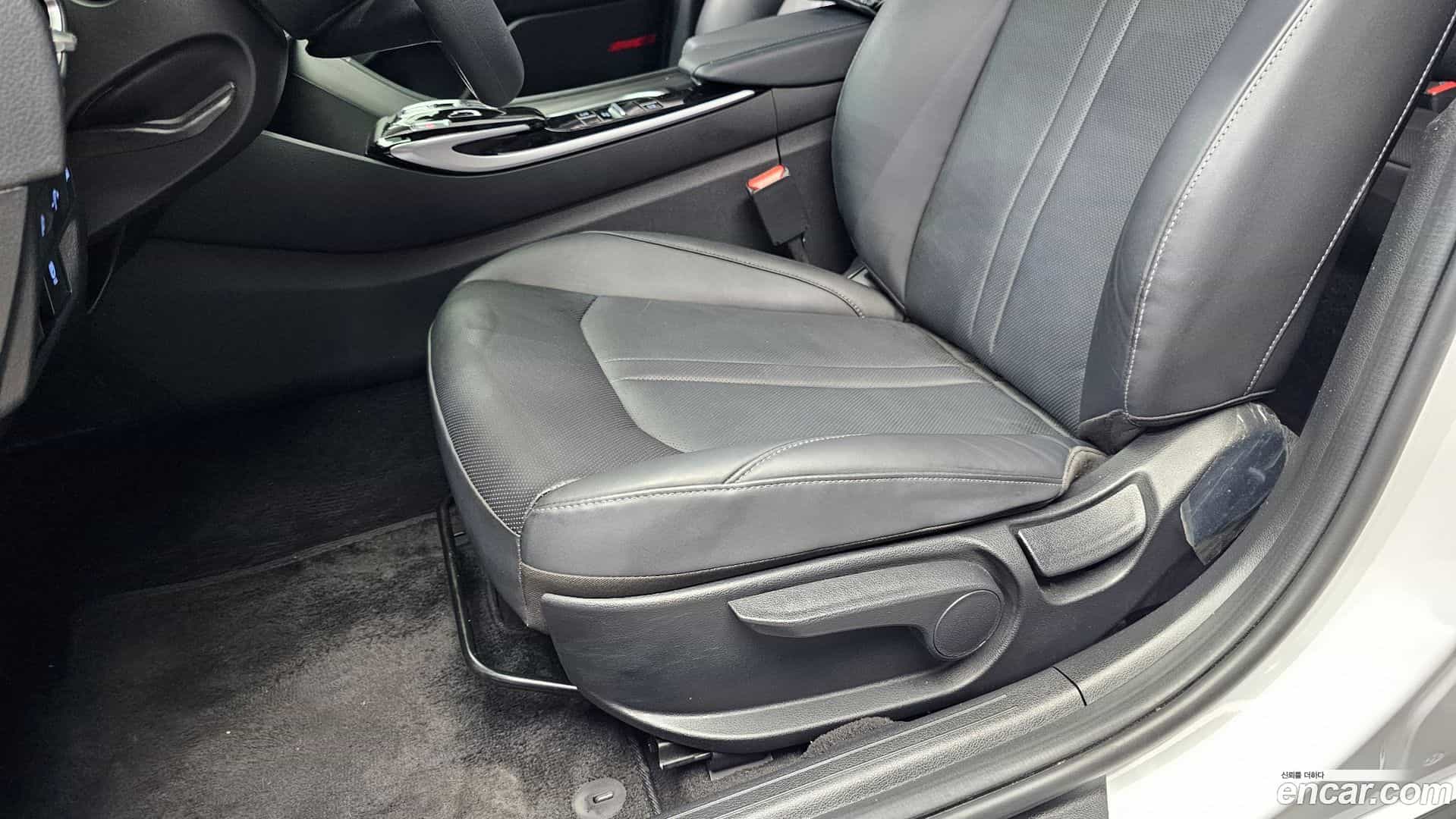 Sonata Hyundai 2022.8-OPTION-021