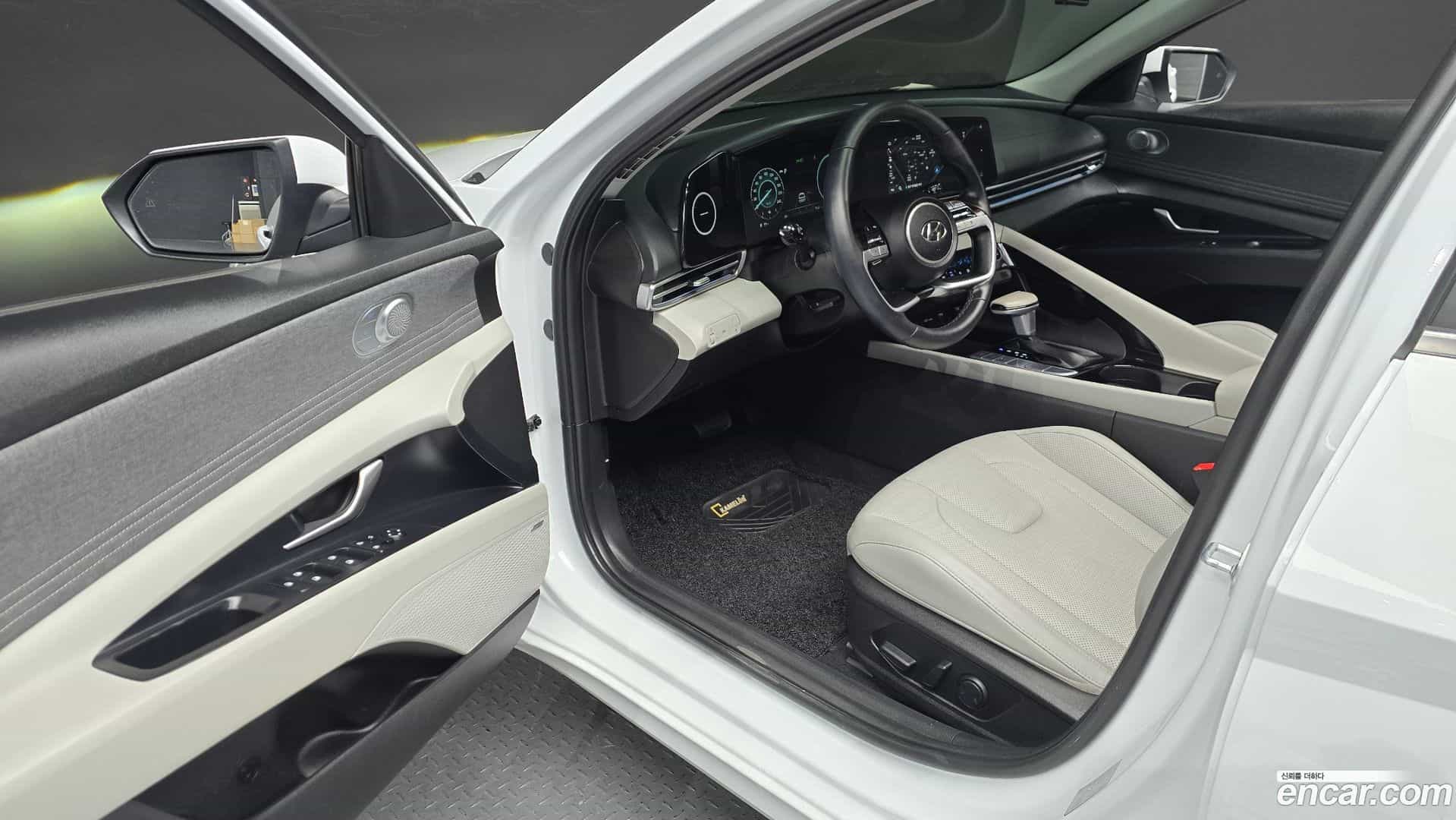 AVANTE Hyundai 2021.8-INNER-010