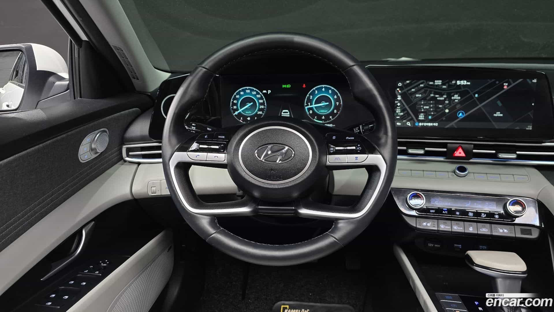 AVANTE Hyundai 2021.8-OPTION-016