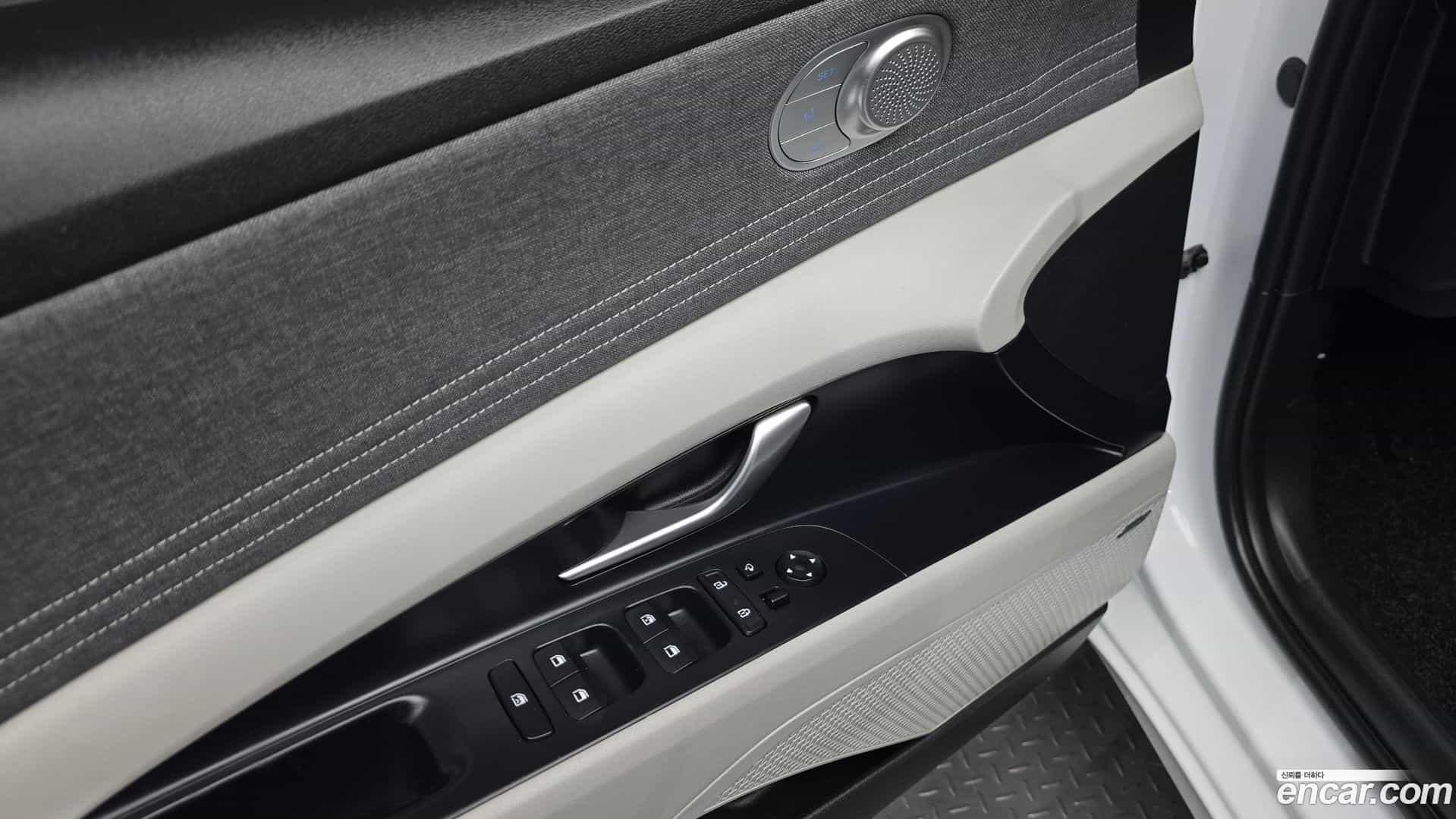 AVANTE Hyundai 2021.8-OPTION-019