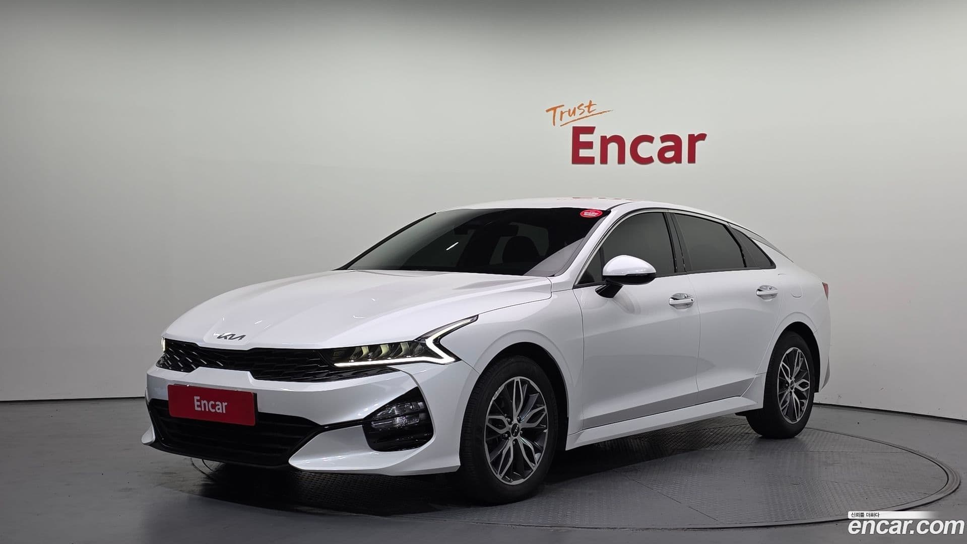 Main__Slider__Photo:K5 Kia 2023.7-0