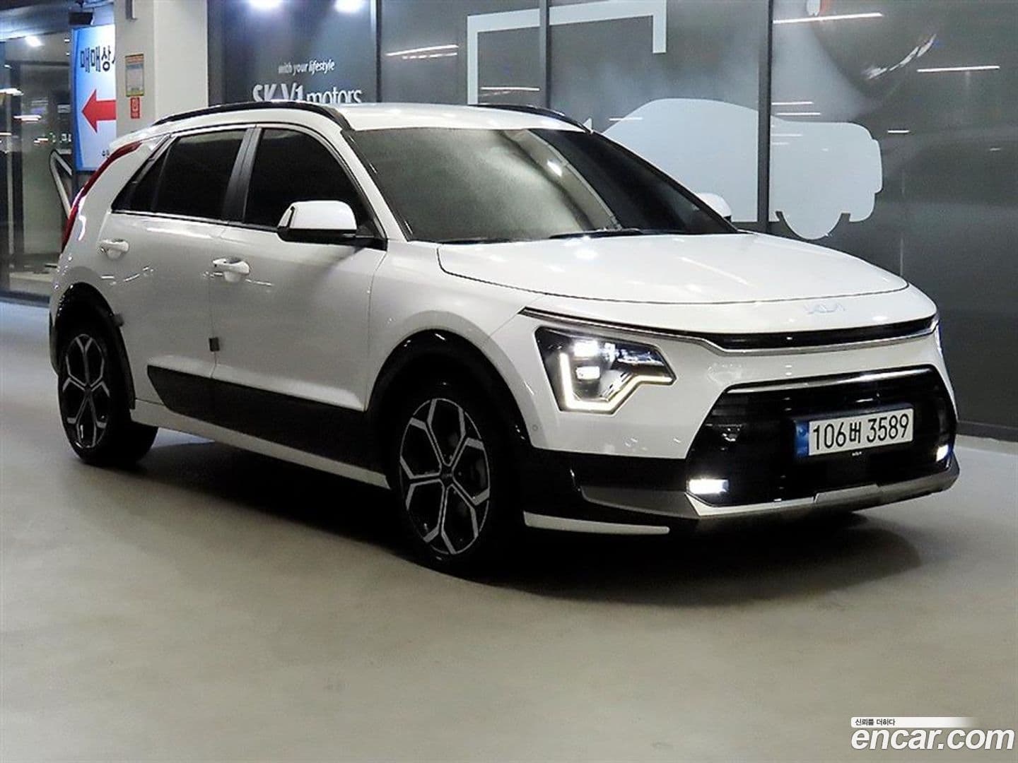 Main__Slider__Photo:Niro Kia 2022.3-0