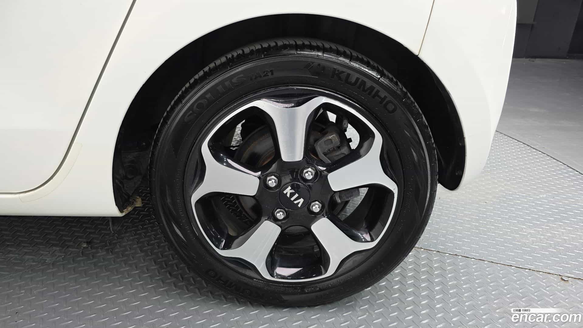 RAY Kia 2015.0-OUTER-031