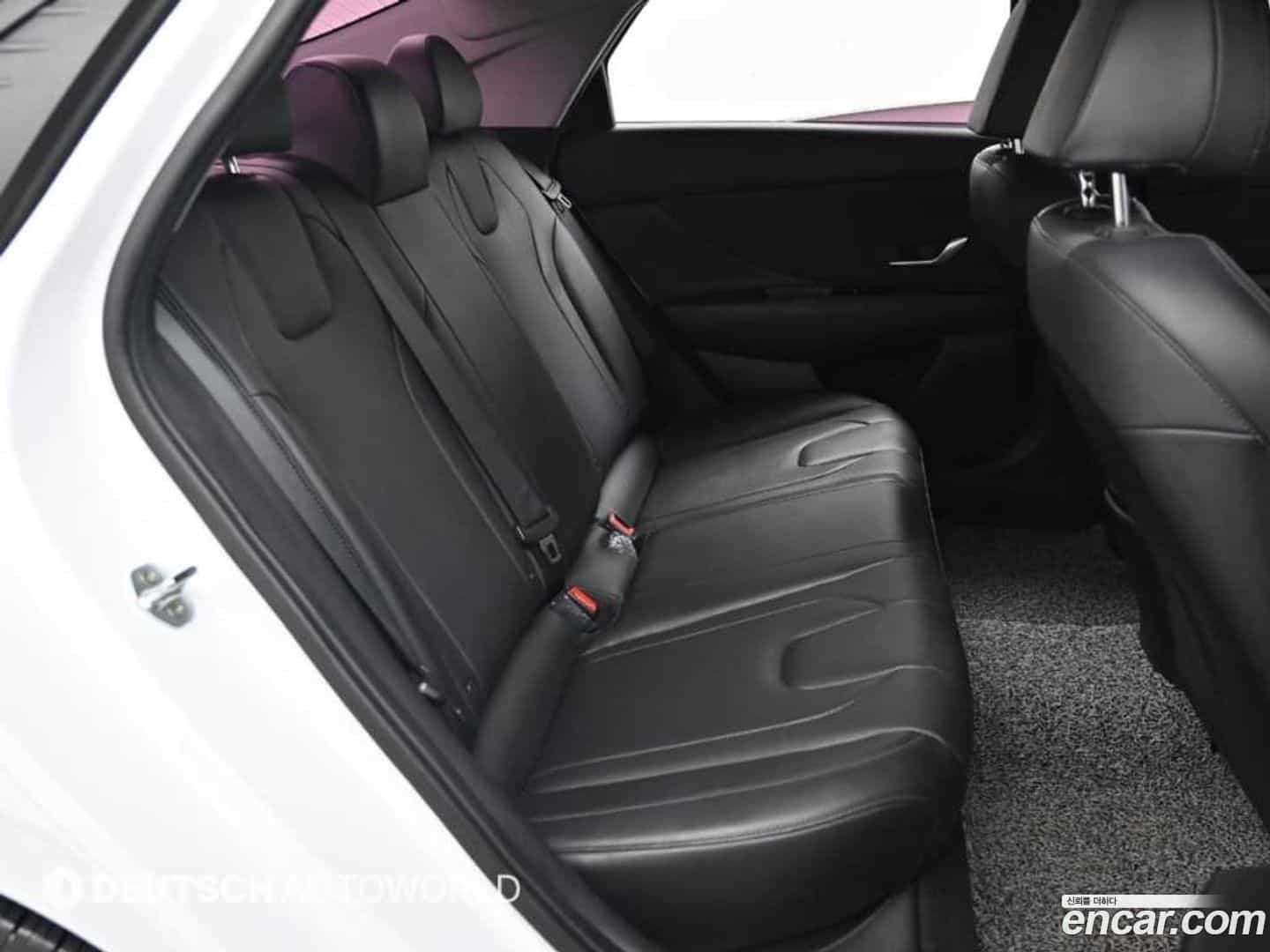 AVANTE Hyundai 2020.5-OPTION-022