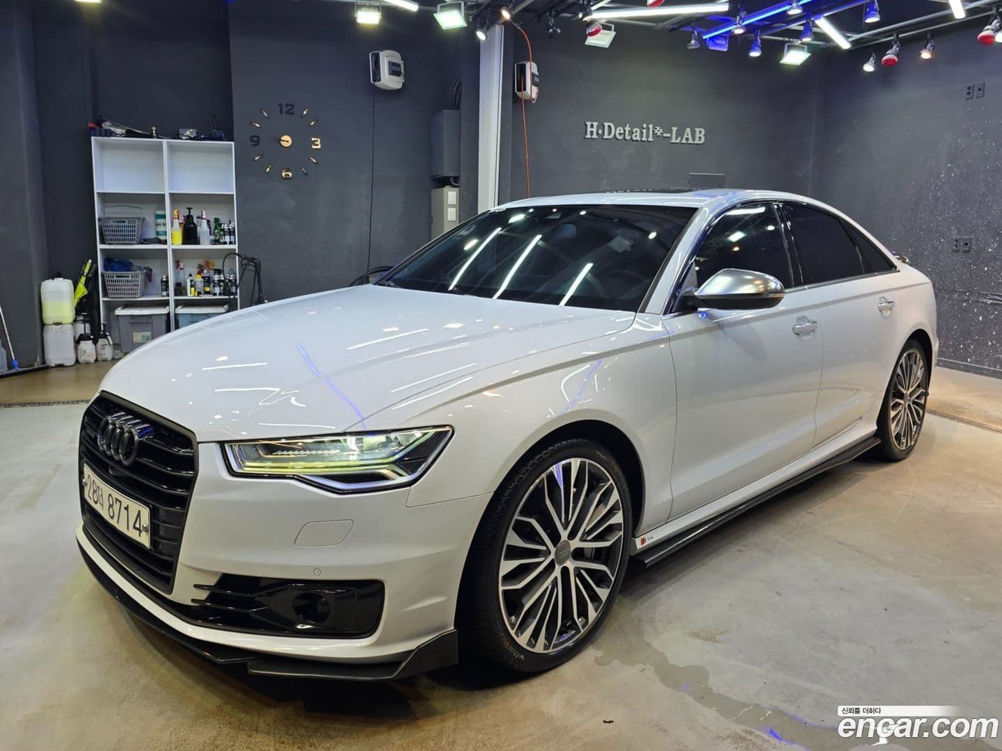 Main__Slider__Photo:A6 Audi 2015.8-0