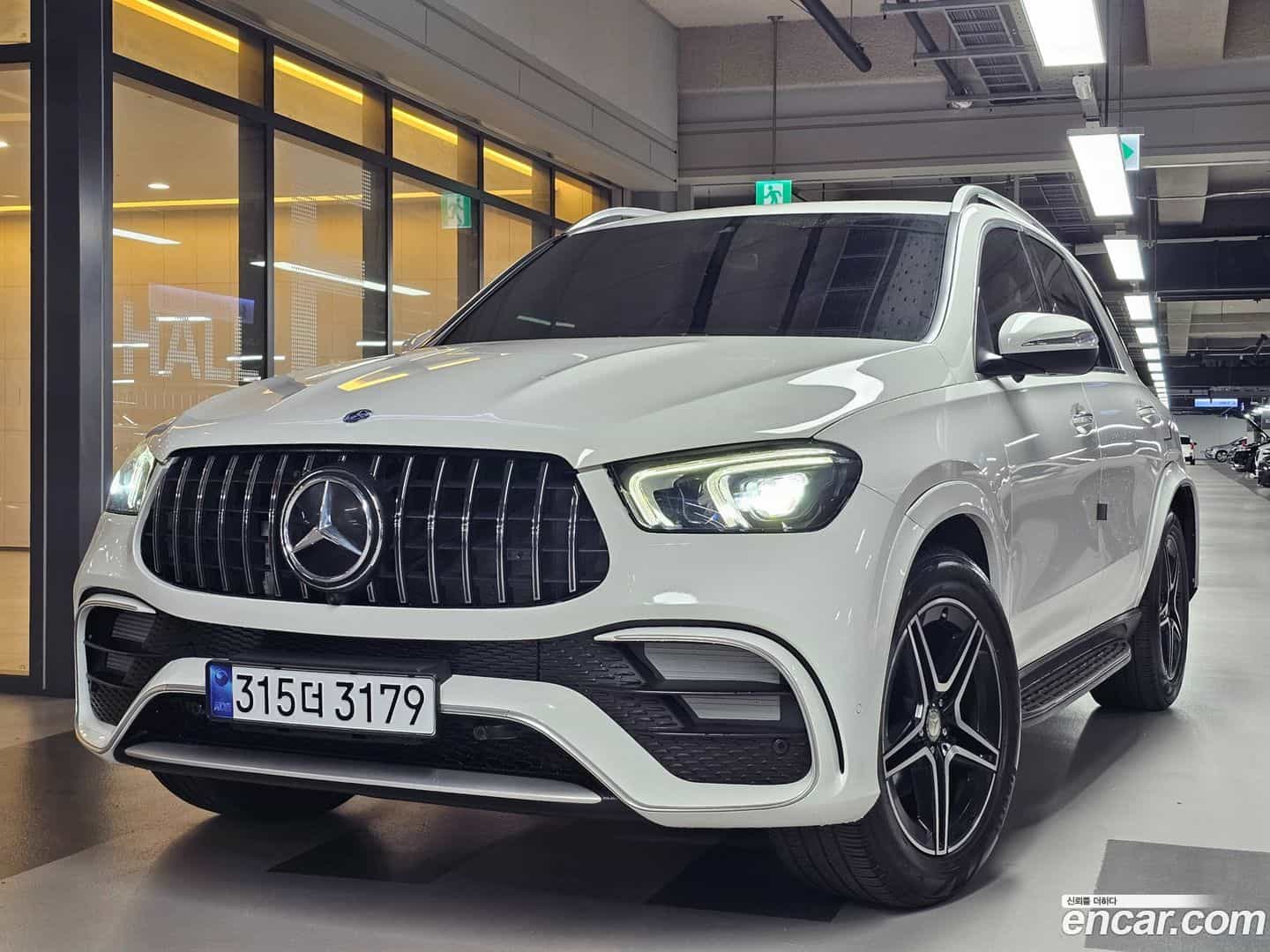 GLE-Class Mercedes-Benz 2019.8-OUTER-002