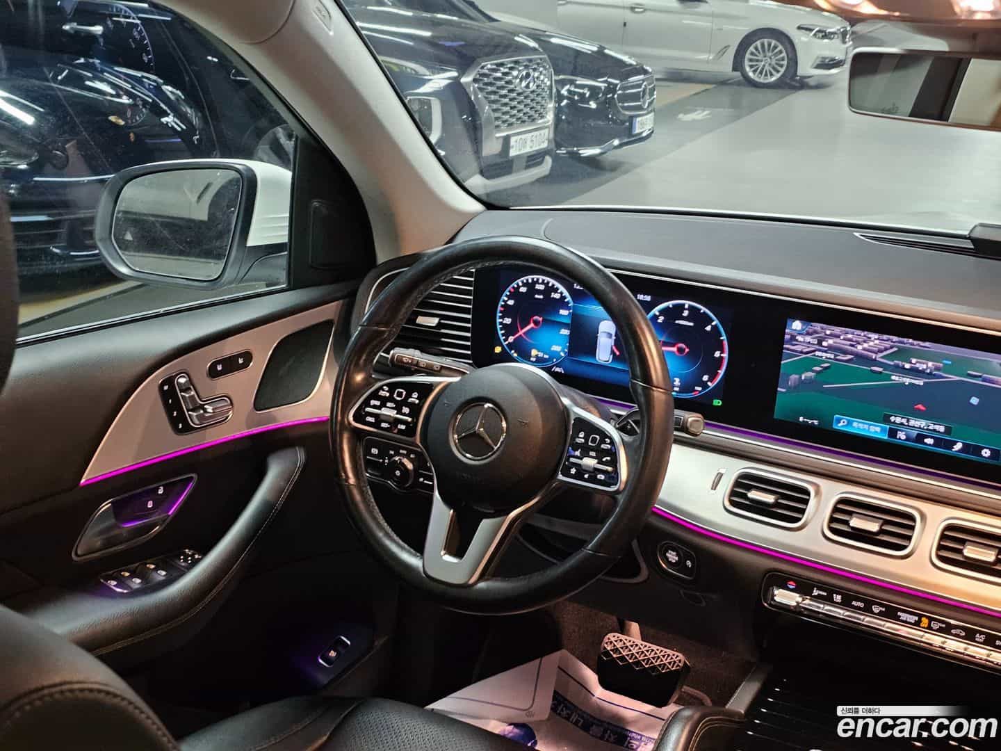 GLE-Class Mercedes-Benz 2019.8-OPTION-015