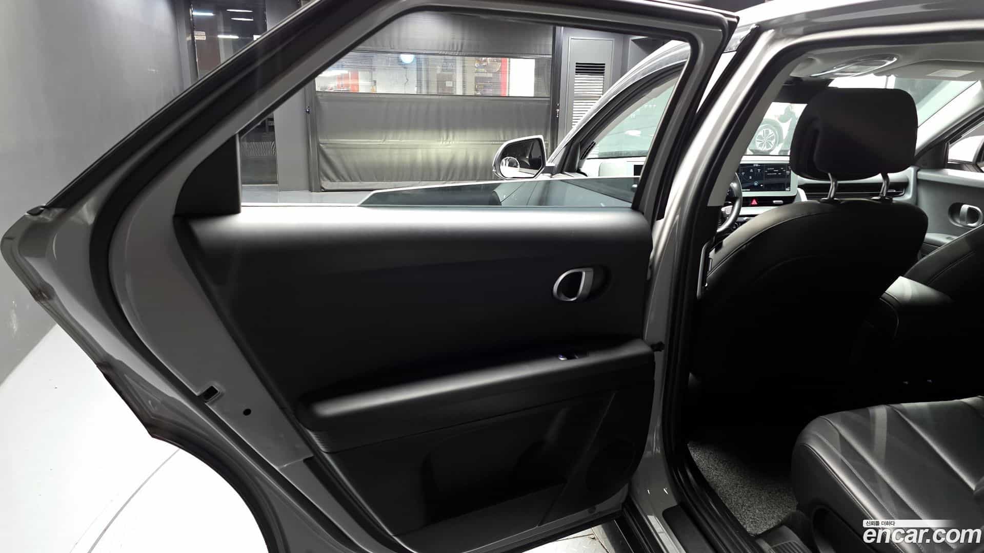 Ioniq5 Hyundai 2023.10-INNER-035