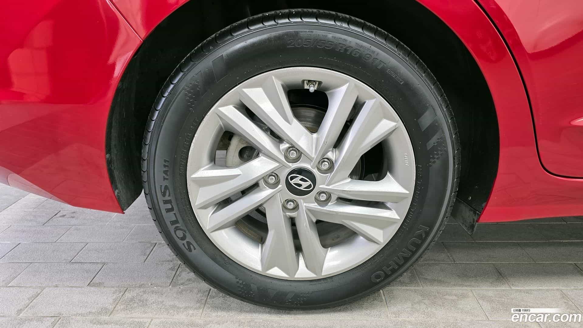 AVANTE Hyundai 2018.10-OUTER-005
