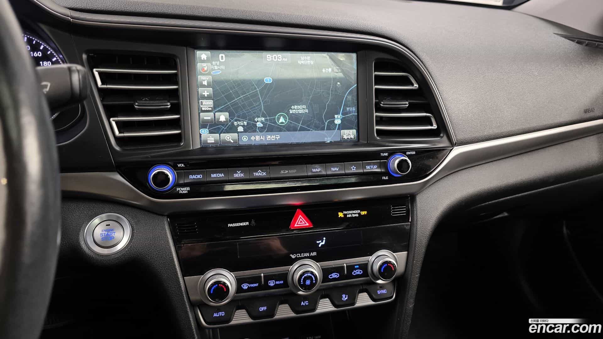 AVANTE Hyundai 2018.10-OPTION-018