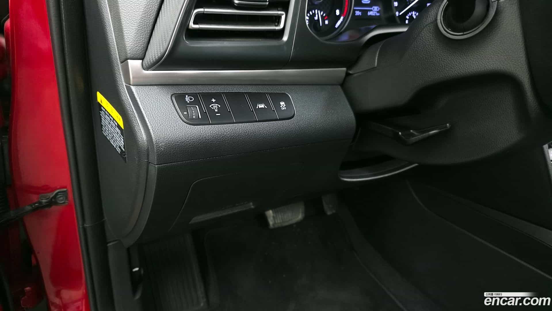 AVANTE Hyundai 2018.10-OPTION-022