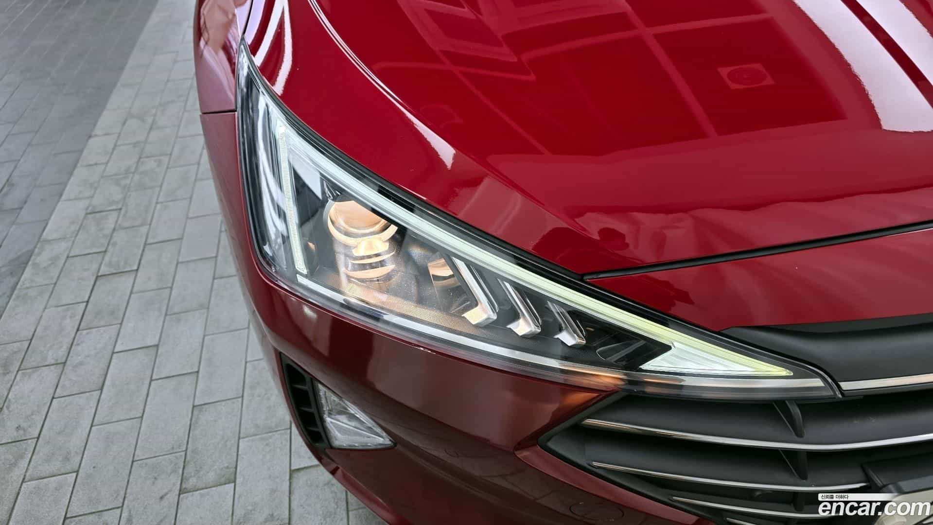 AVANTE Hyundai 2018.10-OUTER-032
