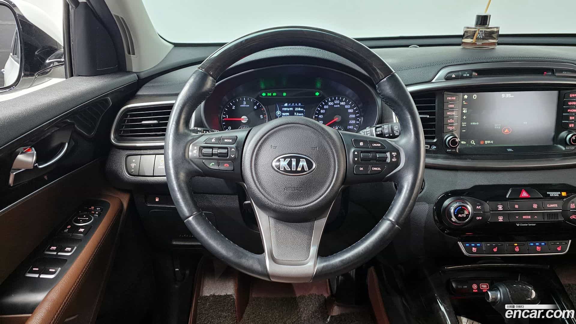 Sorento Kia 2016.4-OPTION-016
