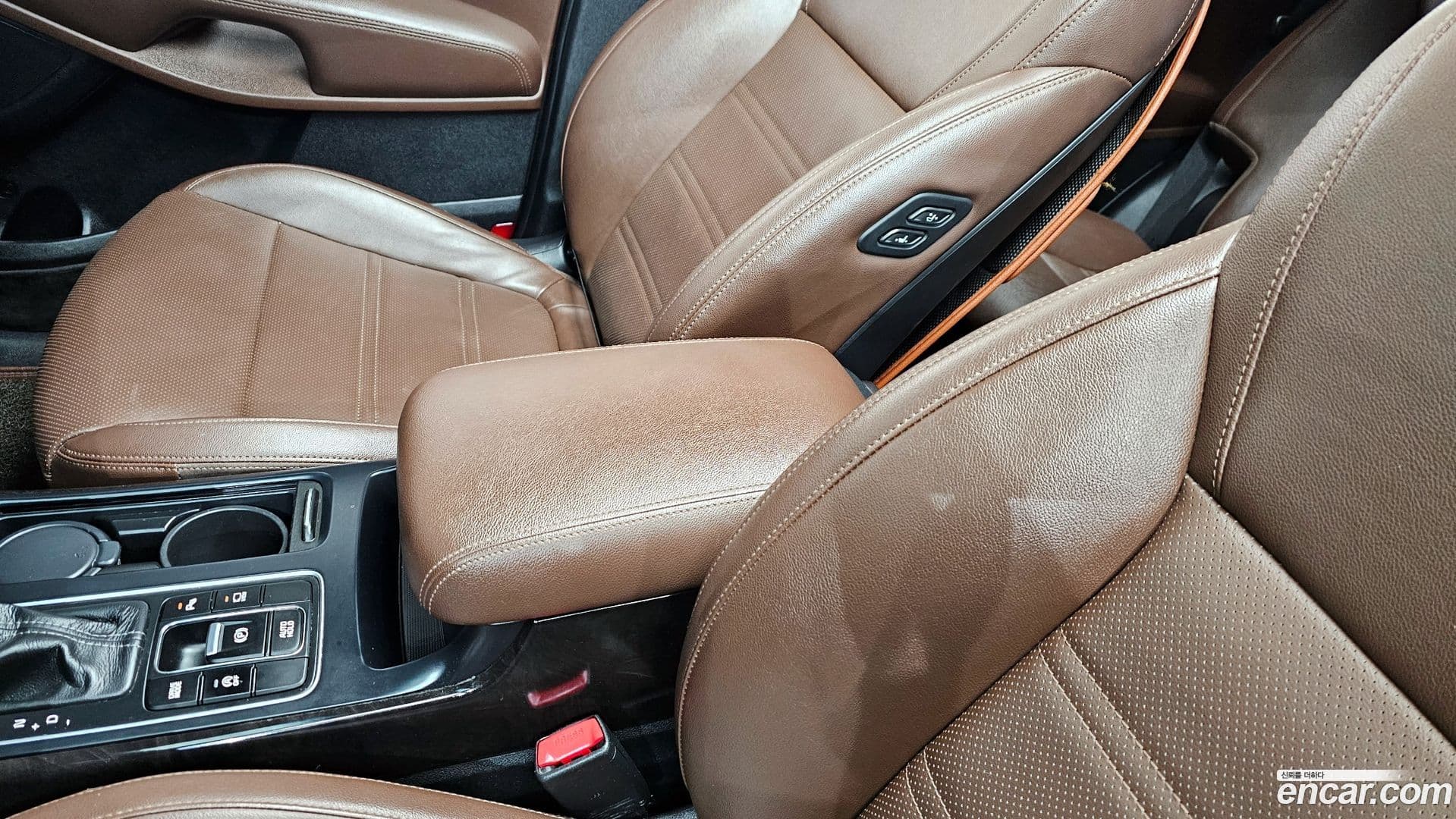 Main__Slider__Photo:Sorento Kia 2016.4-28