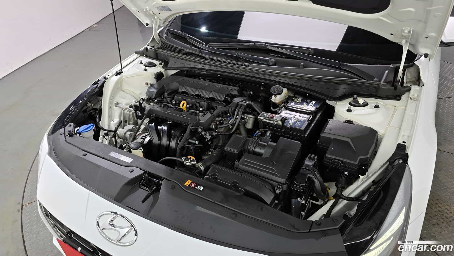 AVANTE Hyundai 2020.9-OUTER-006
