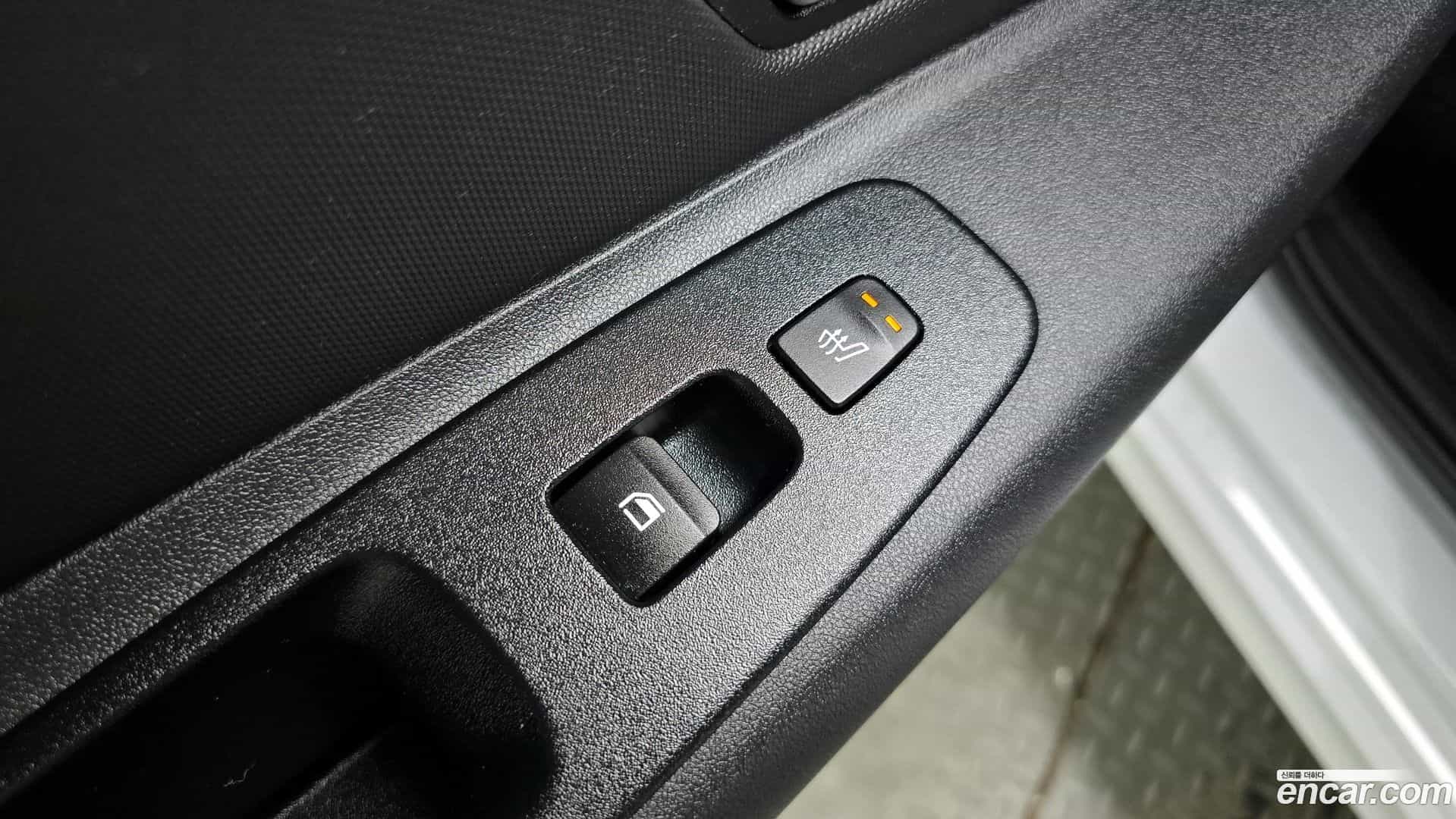 AVANTE Hyundai 2020.9-OPTION-041