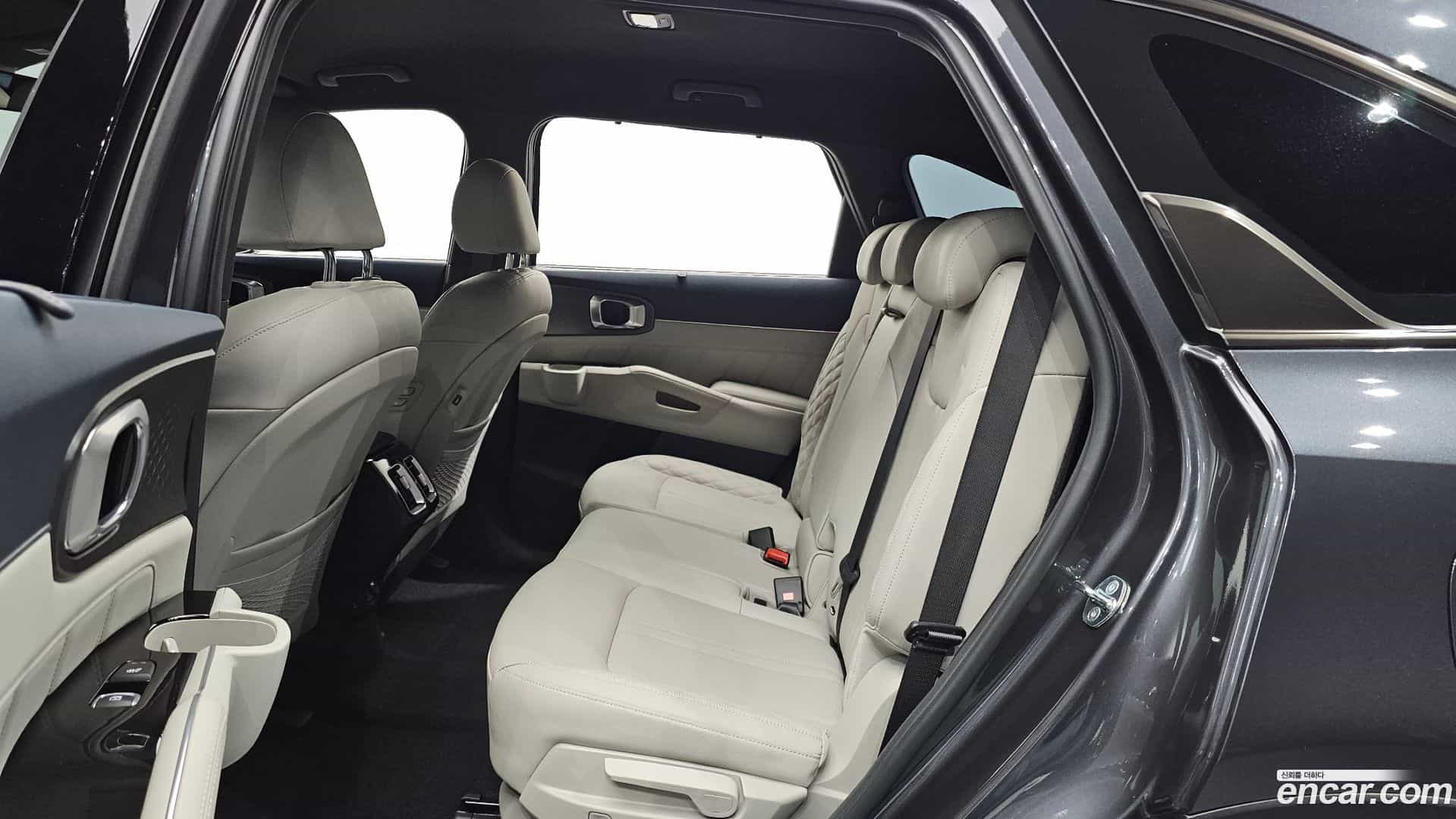 Sorento Kia 2023.4-OPTION-016