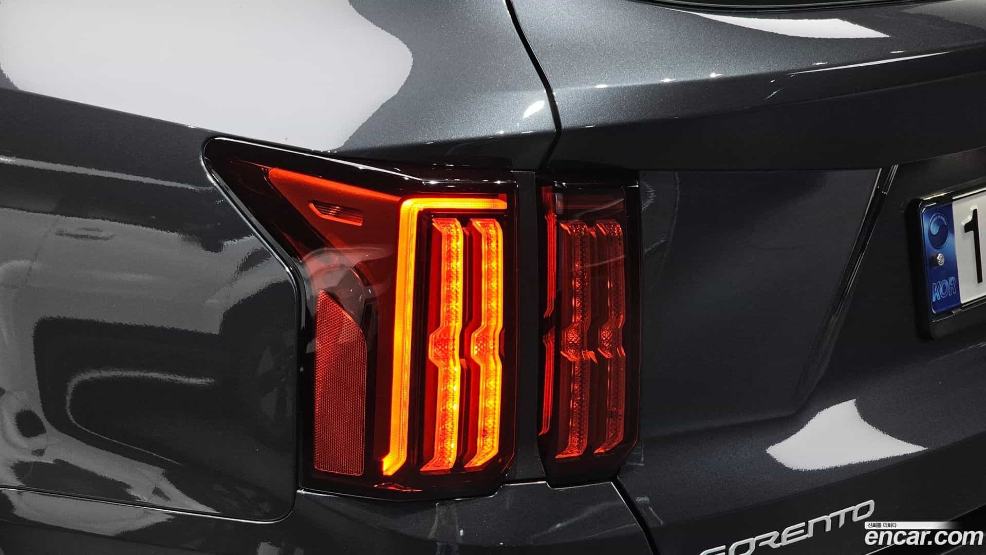 Sorento Kia 2023.4-OUTER-033