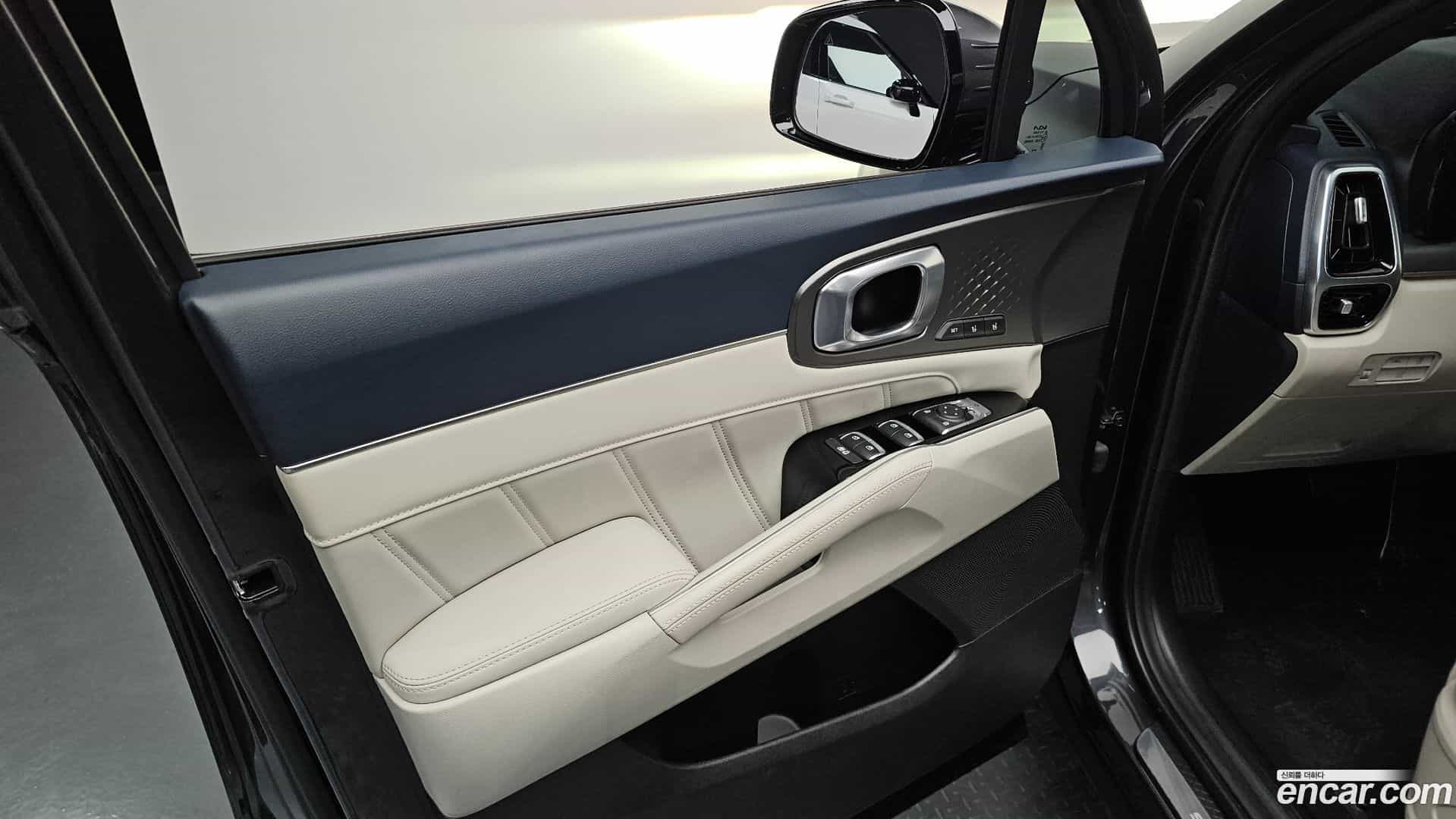 Sorento Kia 2023.4-INNER-034