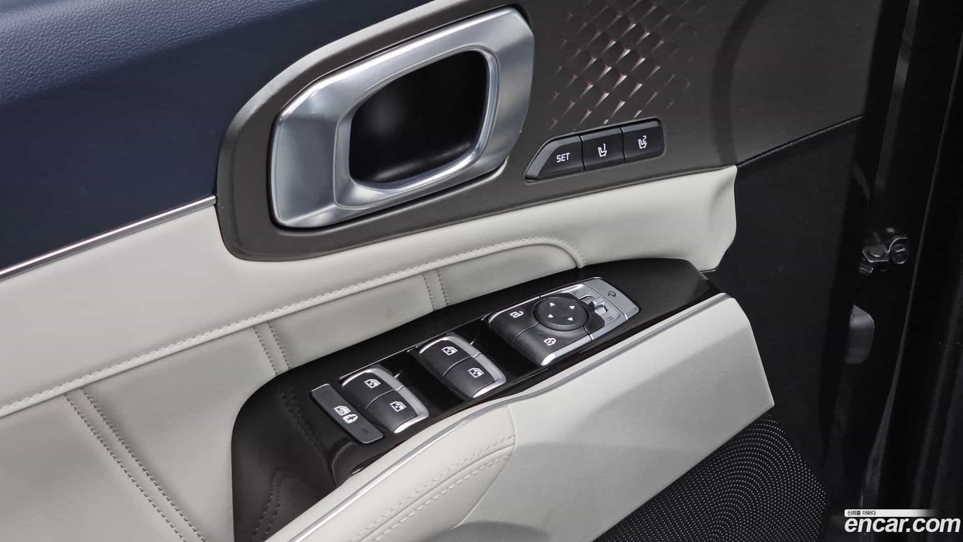 Sorento Kia 2023.4-OPTION-042