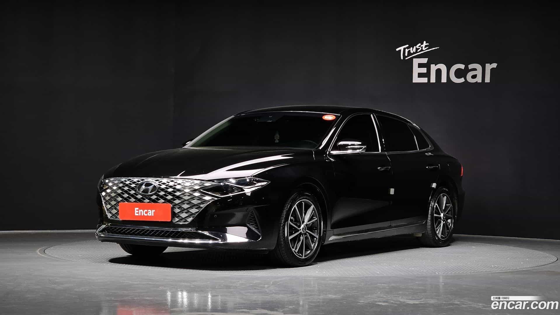 Grandeur Hyundai 2022.3-OUTER-001