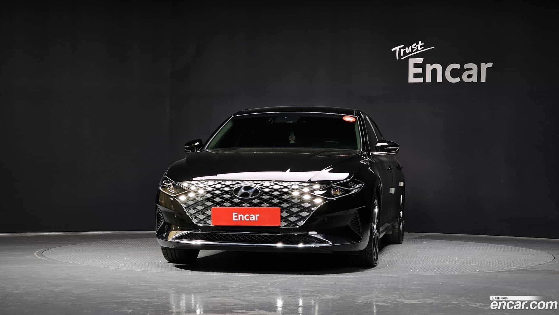 Grandeur Hyundai 2022.3-OUTER-003
