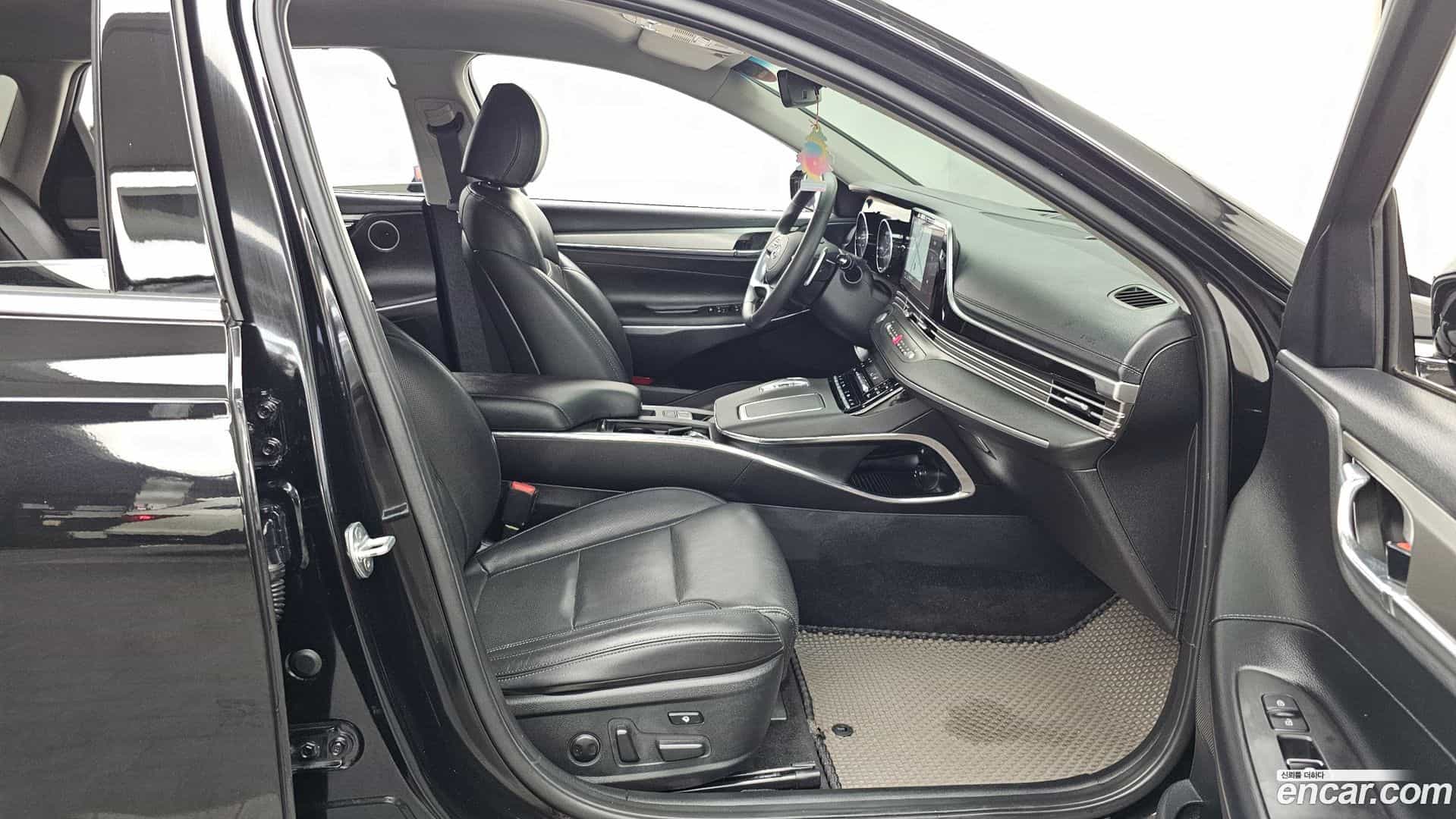 Grandeur Hyundai 2022.3-OPTION-015