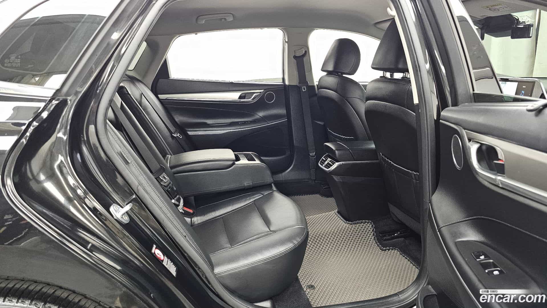 Grandeur Hyundai 2022.3-OPTION-016