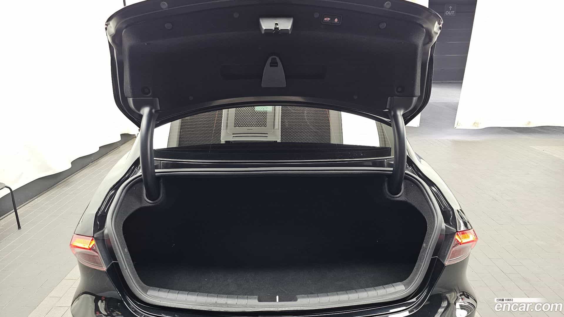 Grandeur Hyundai 2022.3-OPTION-024