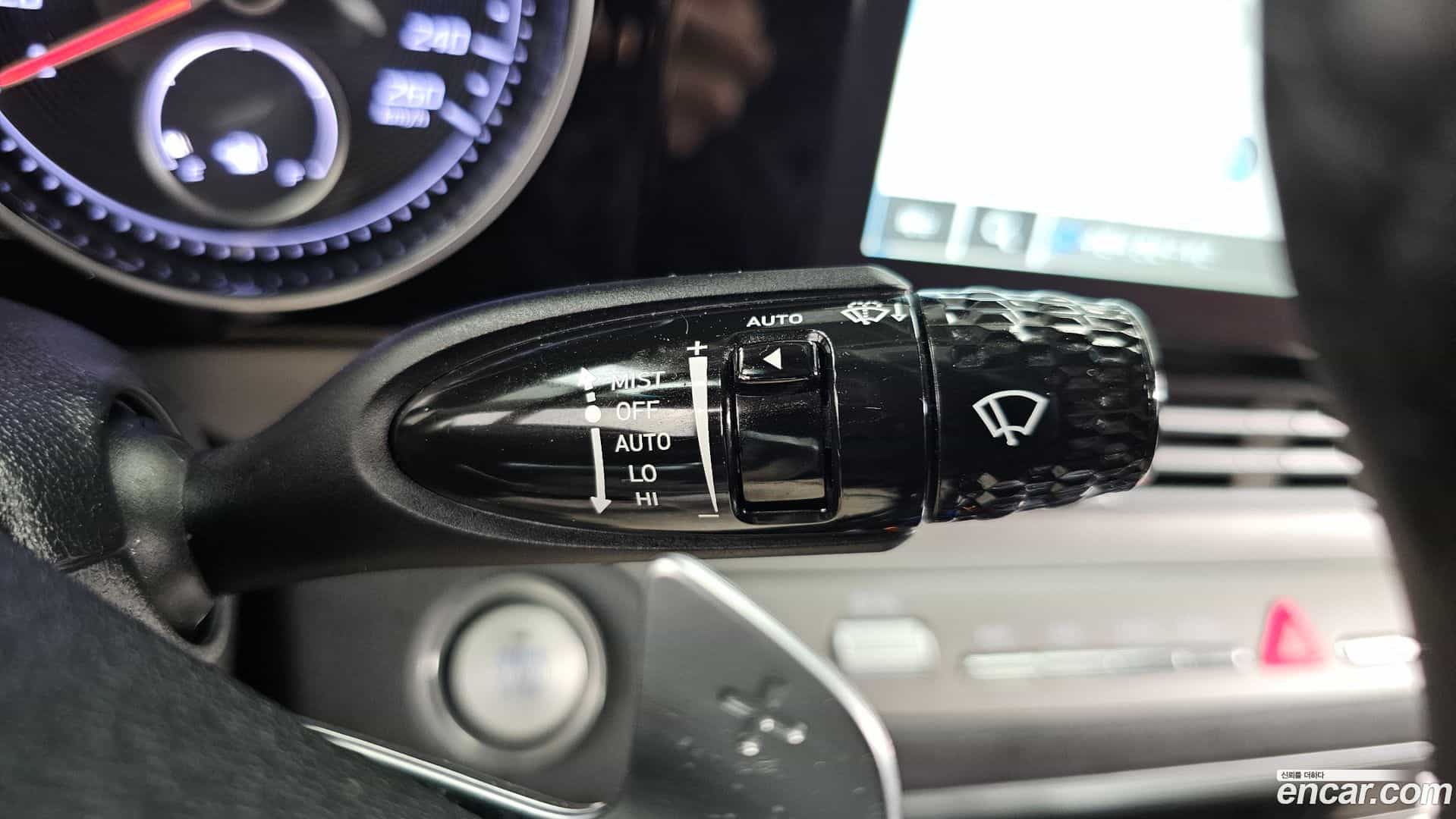 Grandeur Hyundai 2022.3-OPTION-040