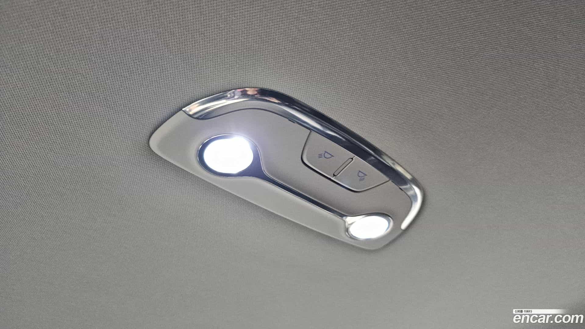 Grandeur Hyundai 2022.3-OPTION-046