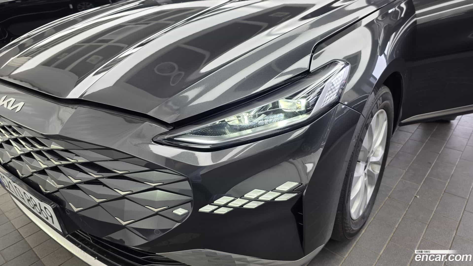 K8 Kia 2022.0-OUTER-032