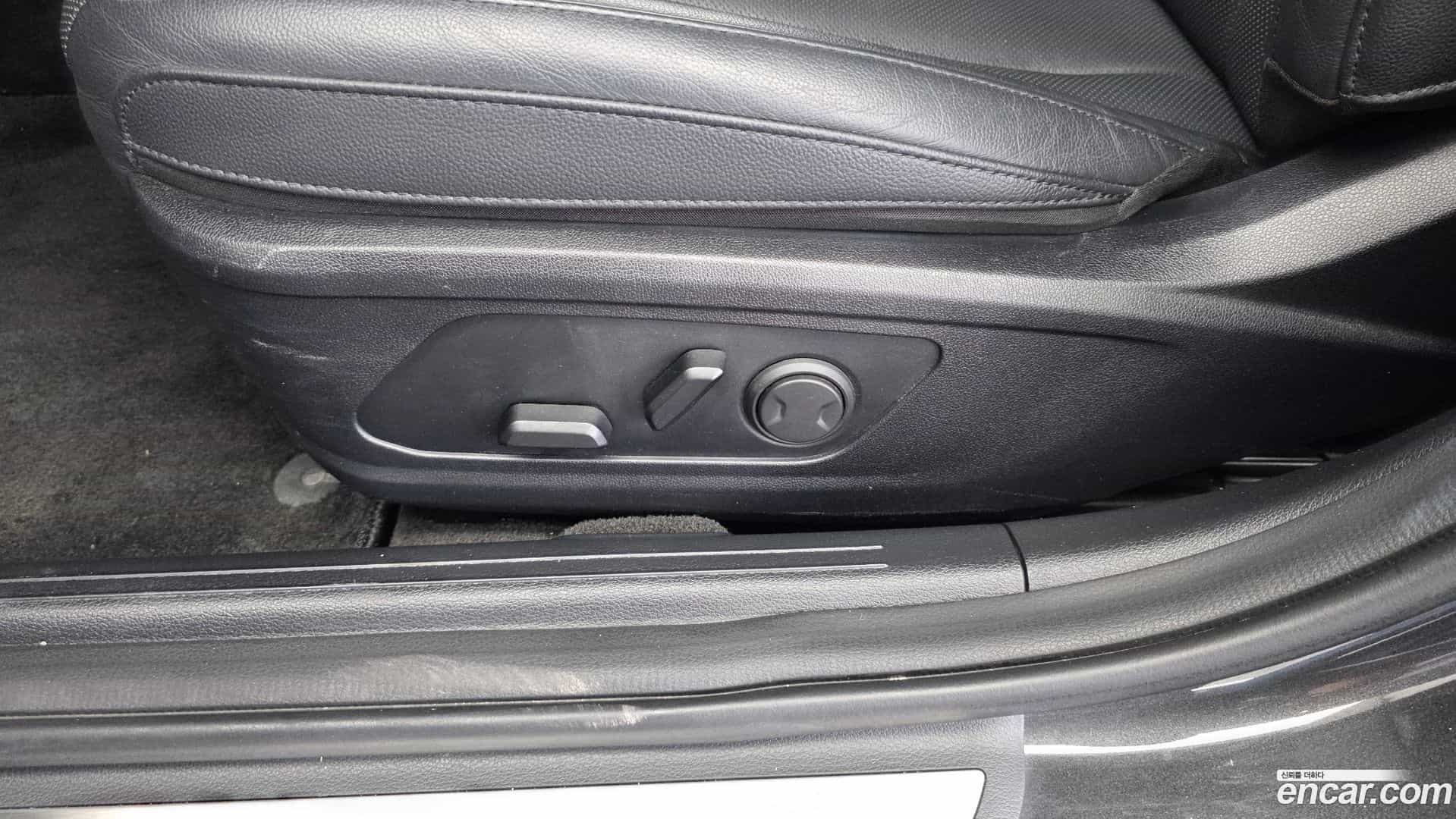 K8 Kia 2022.0-OPTION-044