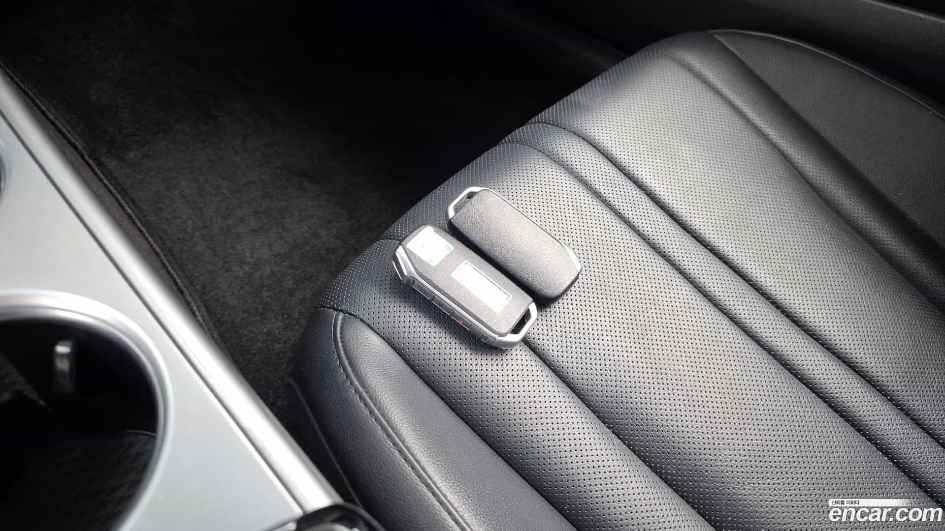 K8 Kia 2022.0-OPTION-046
