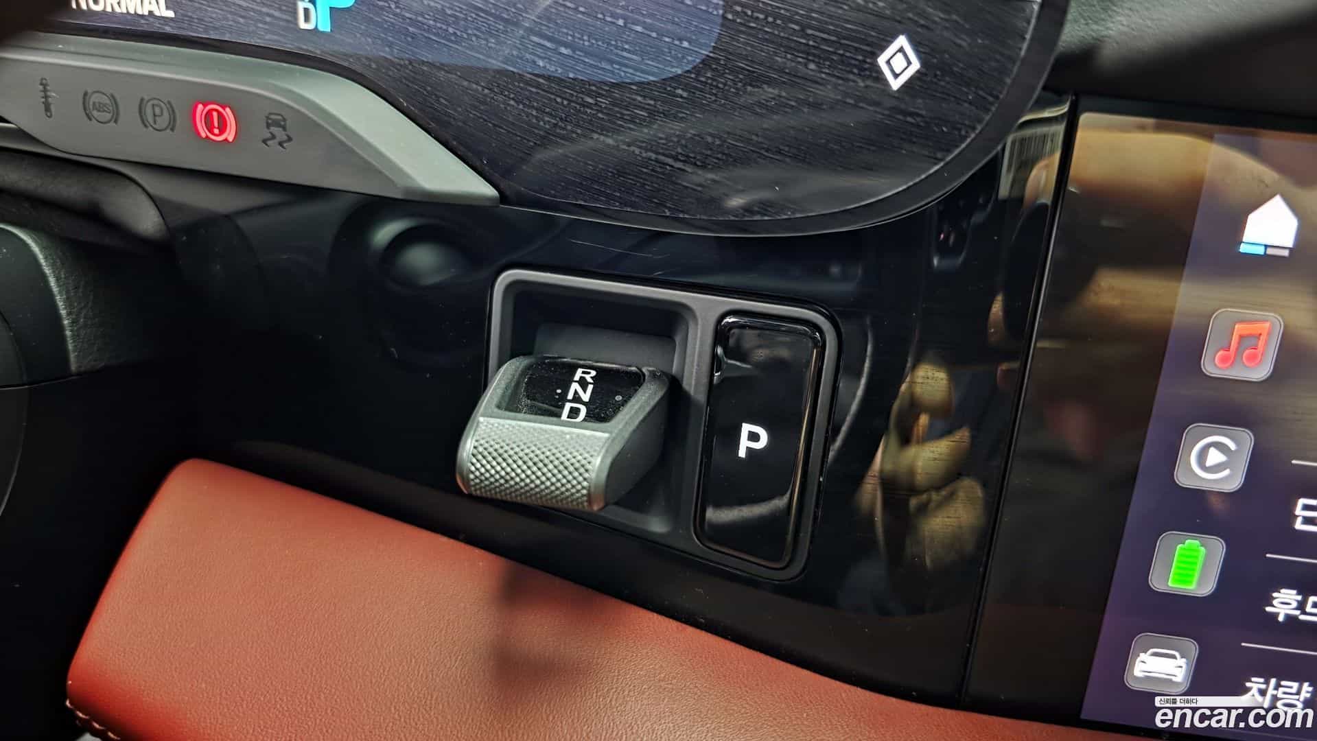 Taycan Porsche 2022.0-INNER-009