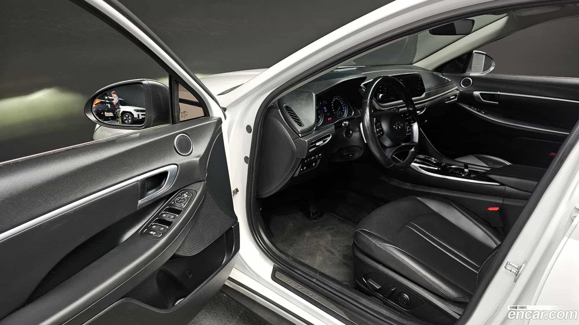 Sonata Hyundai 2021.3-INNER-010