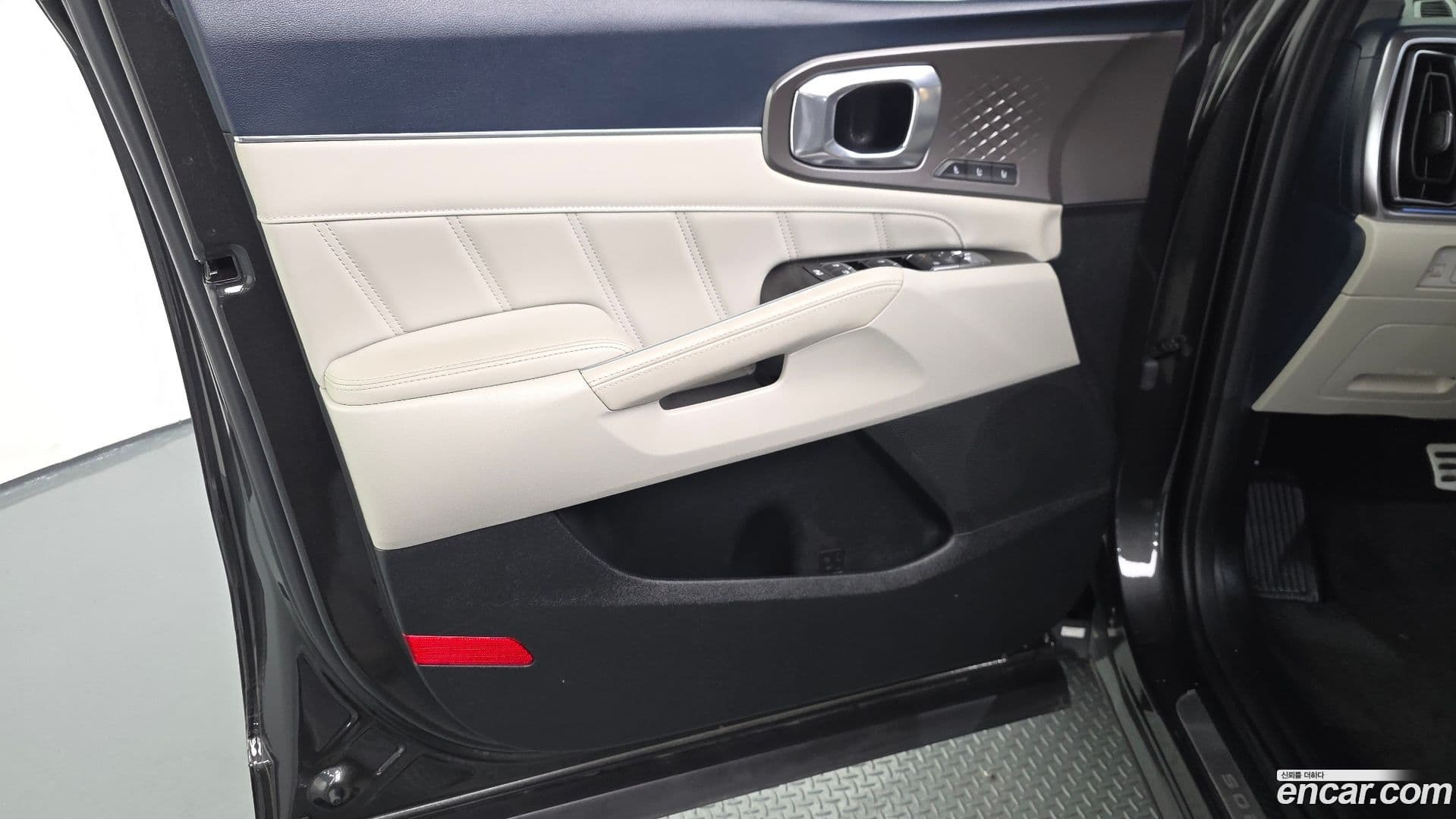 Main__Slider__Photo:Sorento Kia 2024.4-23