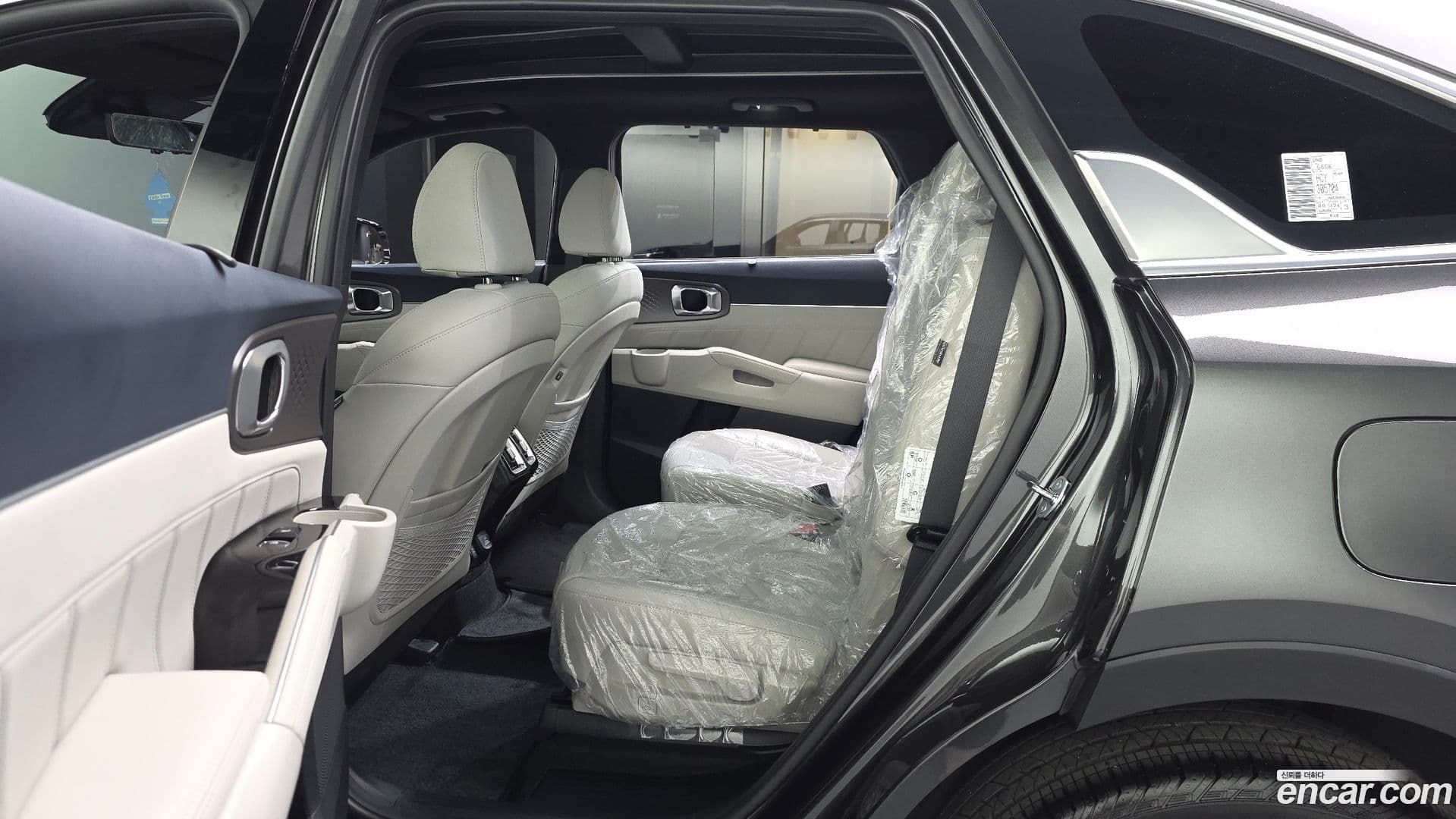 Main__Slider__Photo:Sorento Kia 2024.4-25